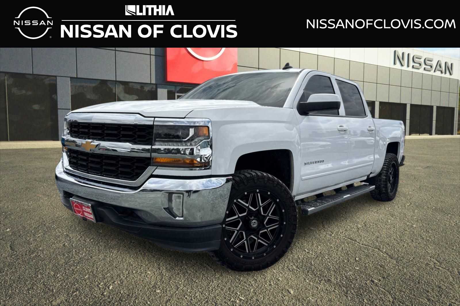 Thumbnail: 2017 Chevrolet Silverado 1500 - 1