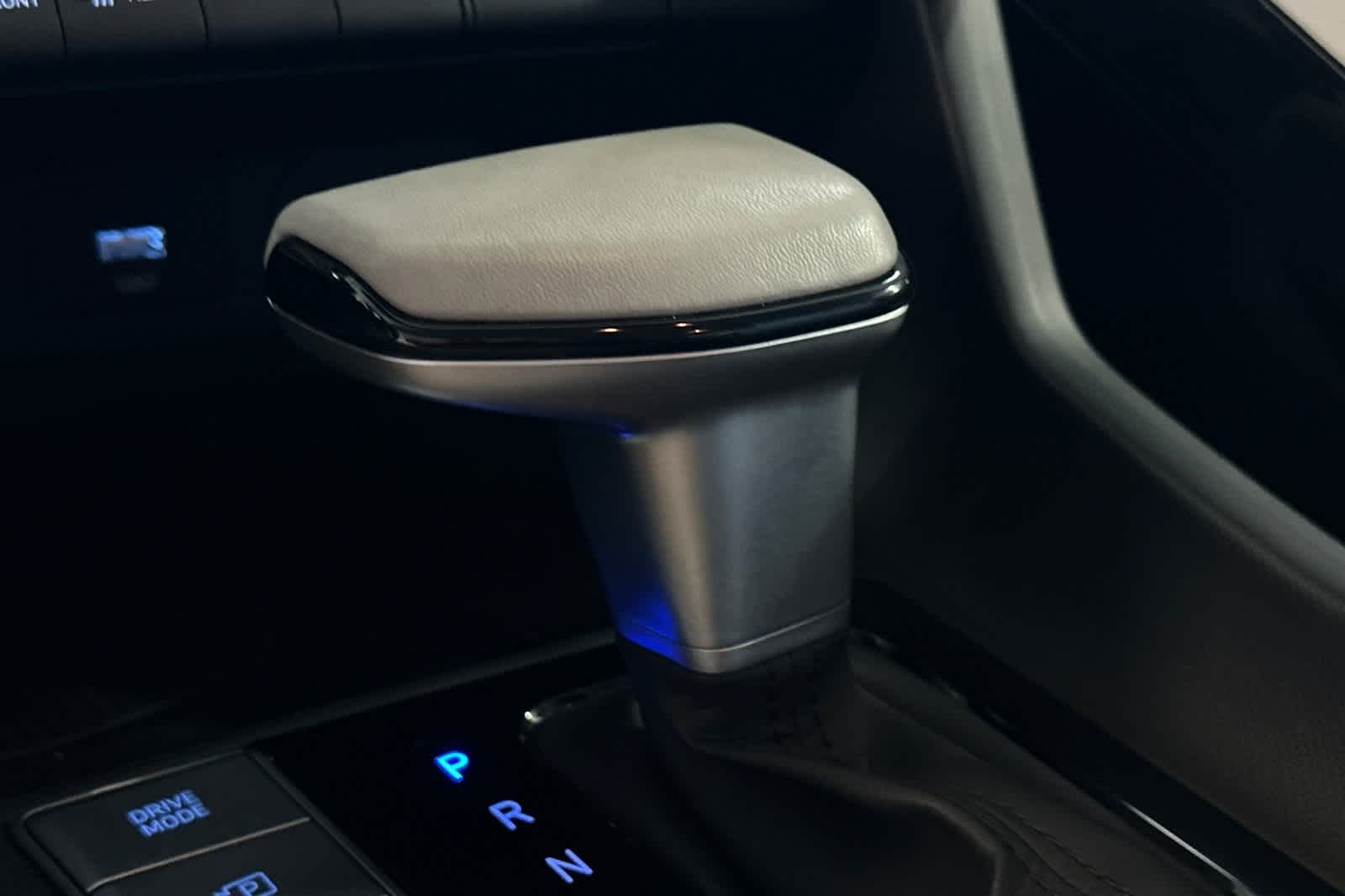 Thumbnail: 2024 Hyundai Elantra - 24