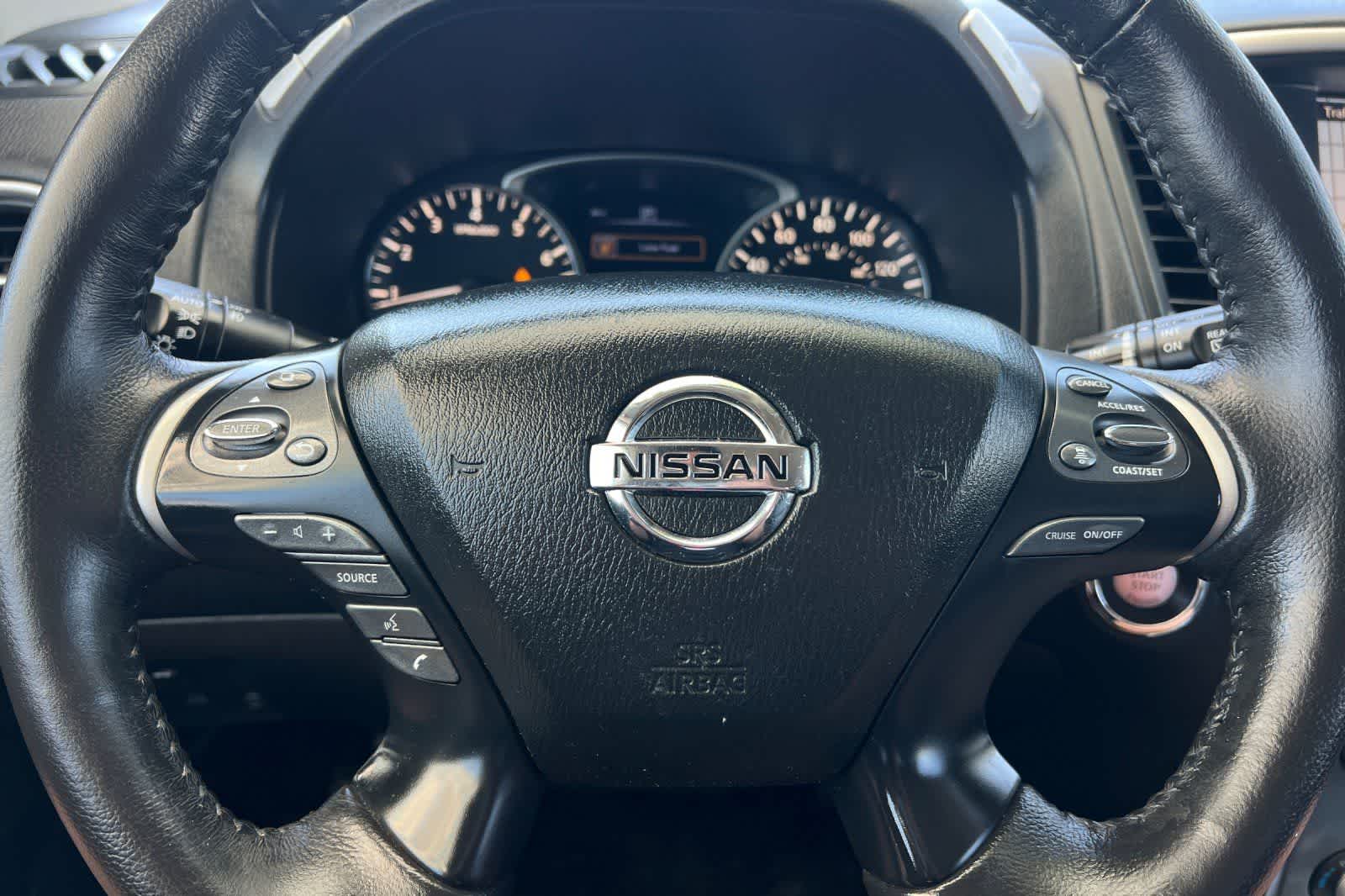 Thumbnail: 2020 Nissan Pathfinder - 30