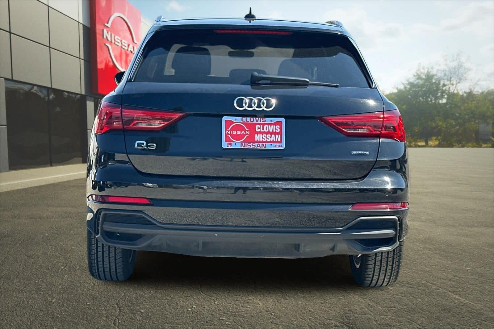 Thumbnail: 2023 Audi Q3 - 8