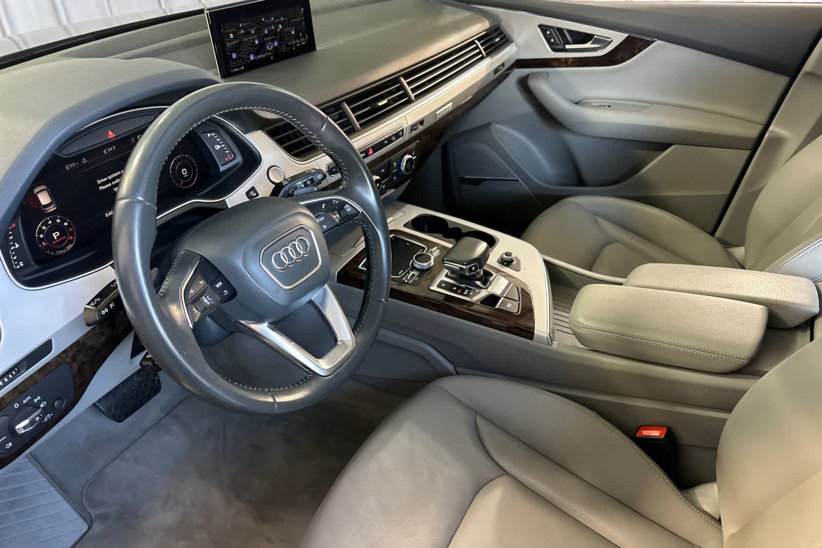 Thumbnail: 2018 Audi Q7 - 14
