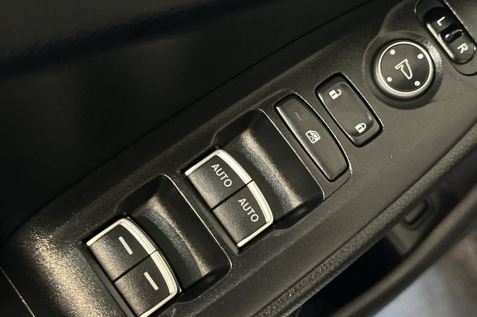 Thumbnail: 2018 Honda Accord - 14