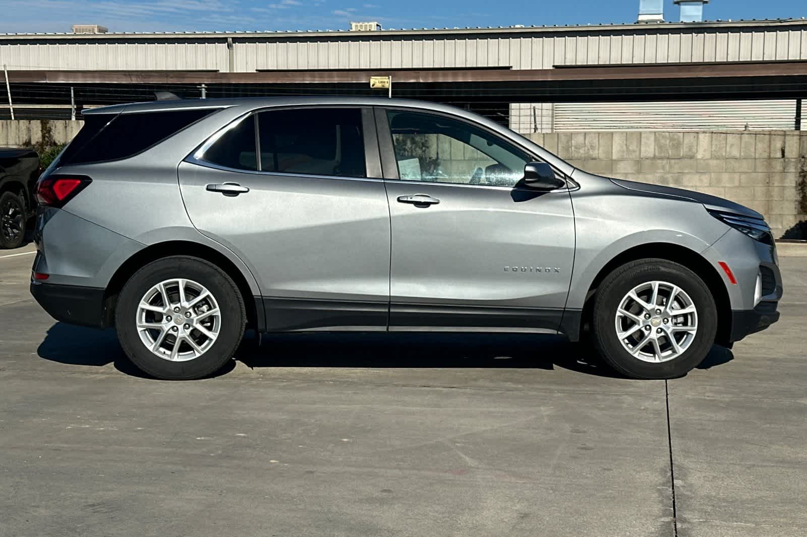 Thumbnail: 2024 Chevrolet Equinox - 9