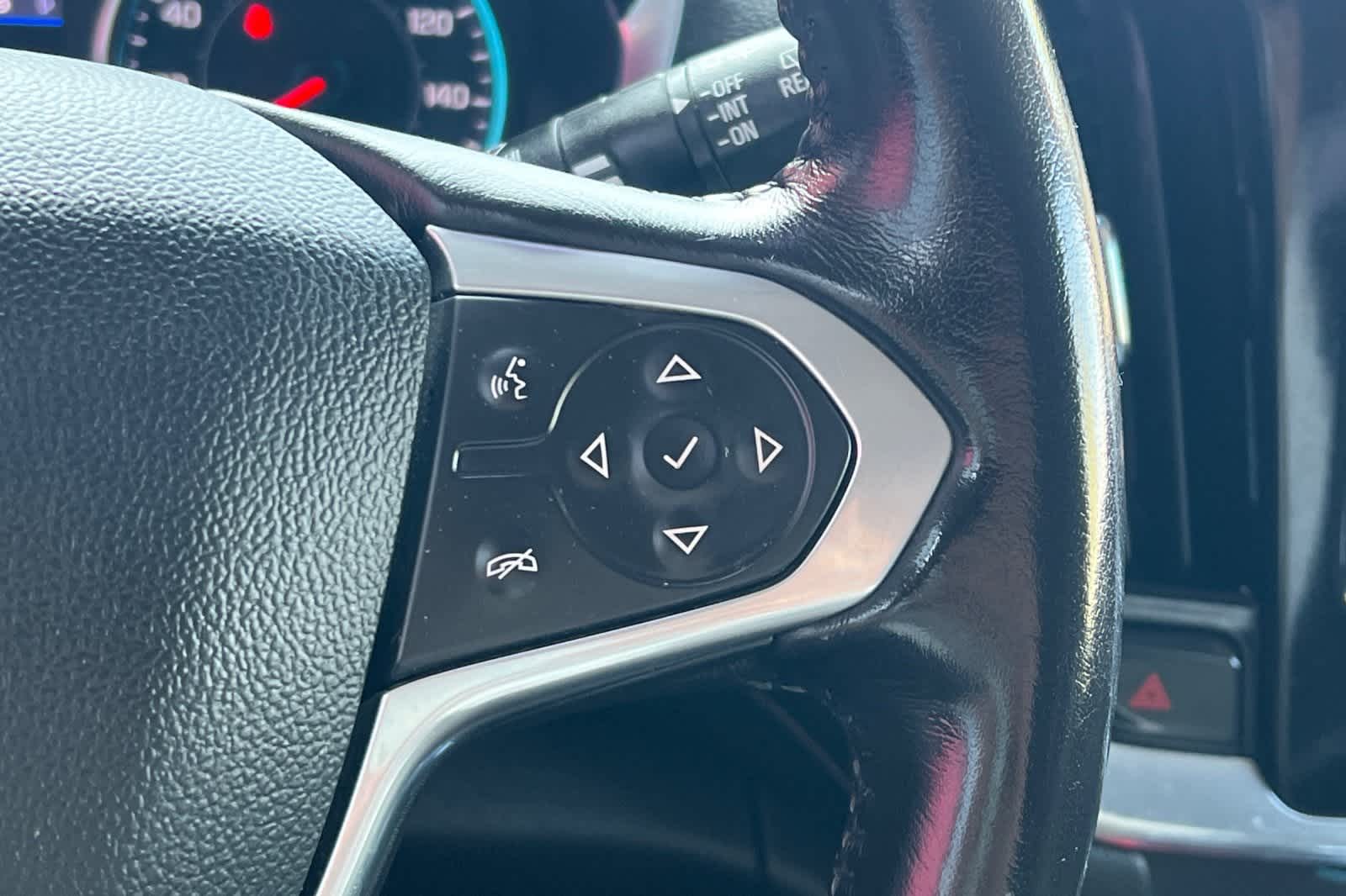 Thumbnail: 2020 Chevrolet Traverse - 30