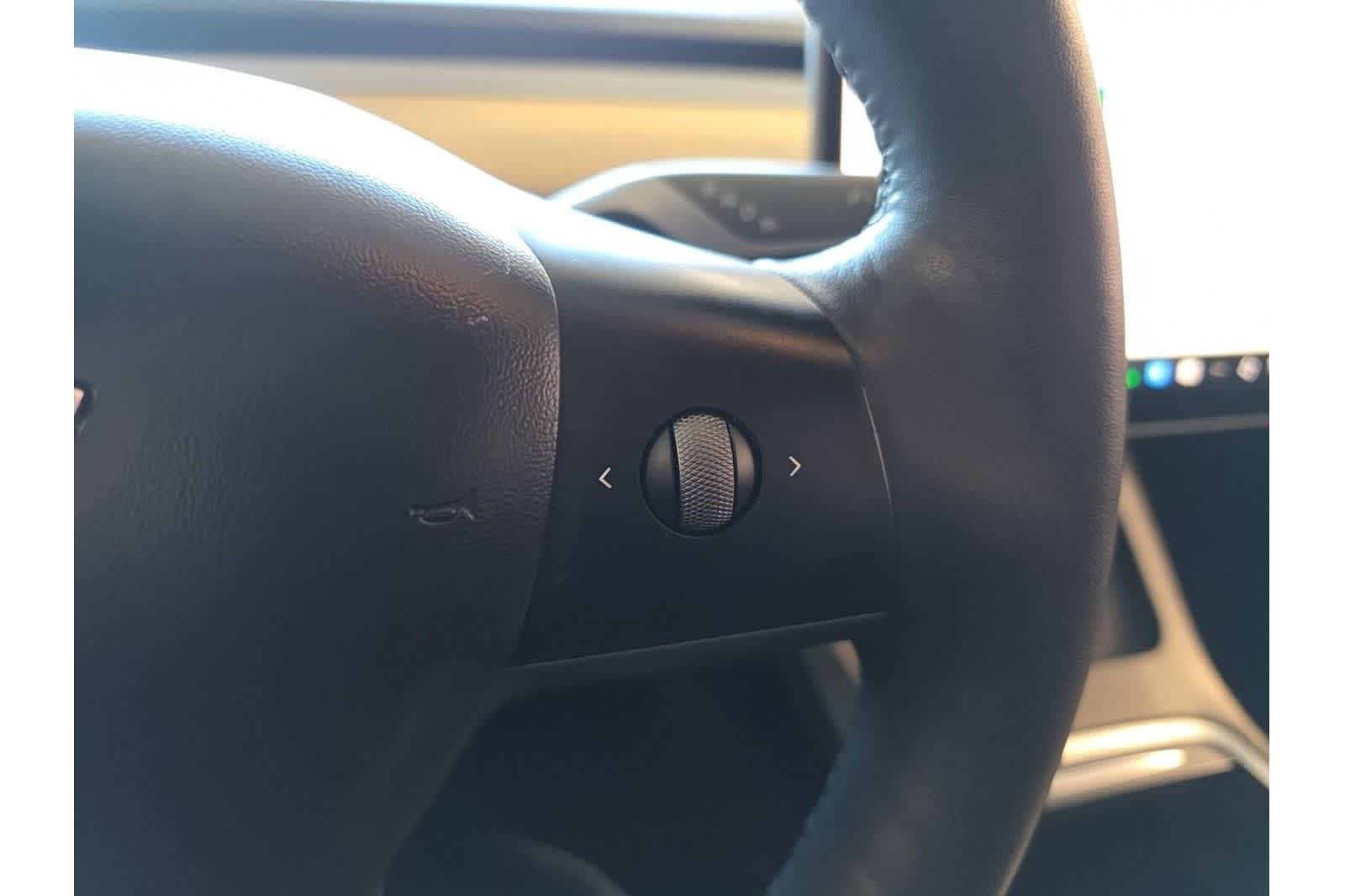 Thumbnail: 2021 Tesla Model Y - 28