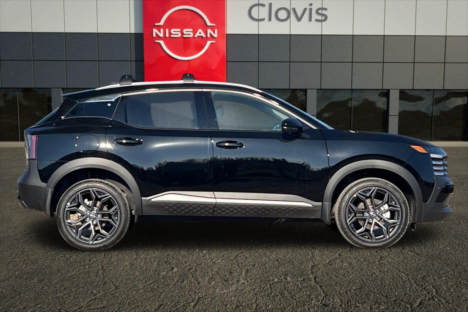 Thumbnail: 2026 Nissan Kicks - 9