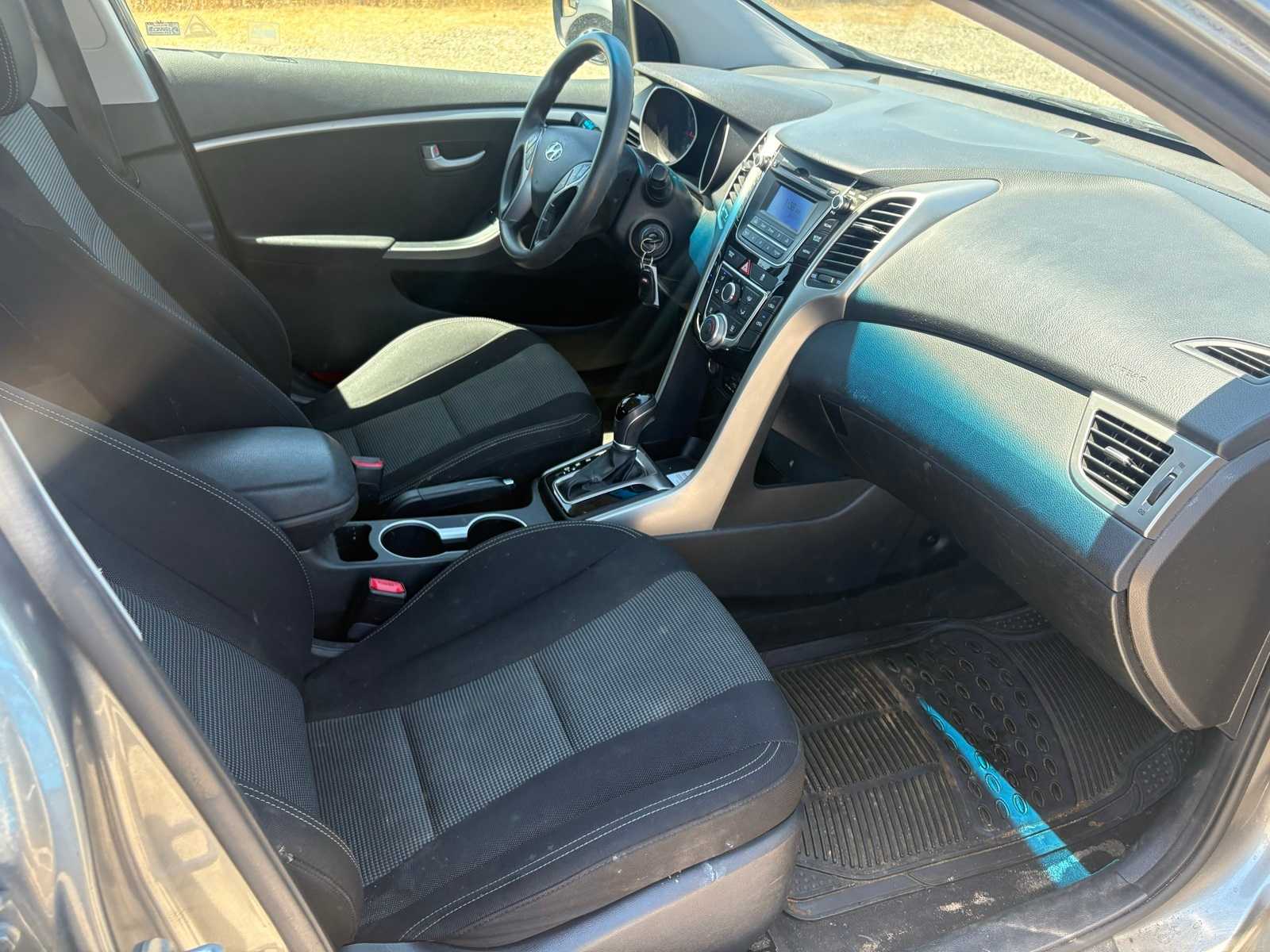Thumbnail: 2017 Hyundai Elantra - 13