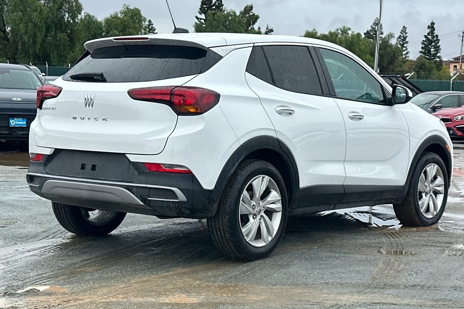 Thumbnail: 2024 Buick Encore GX - 3