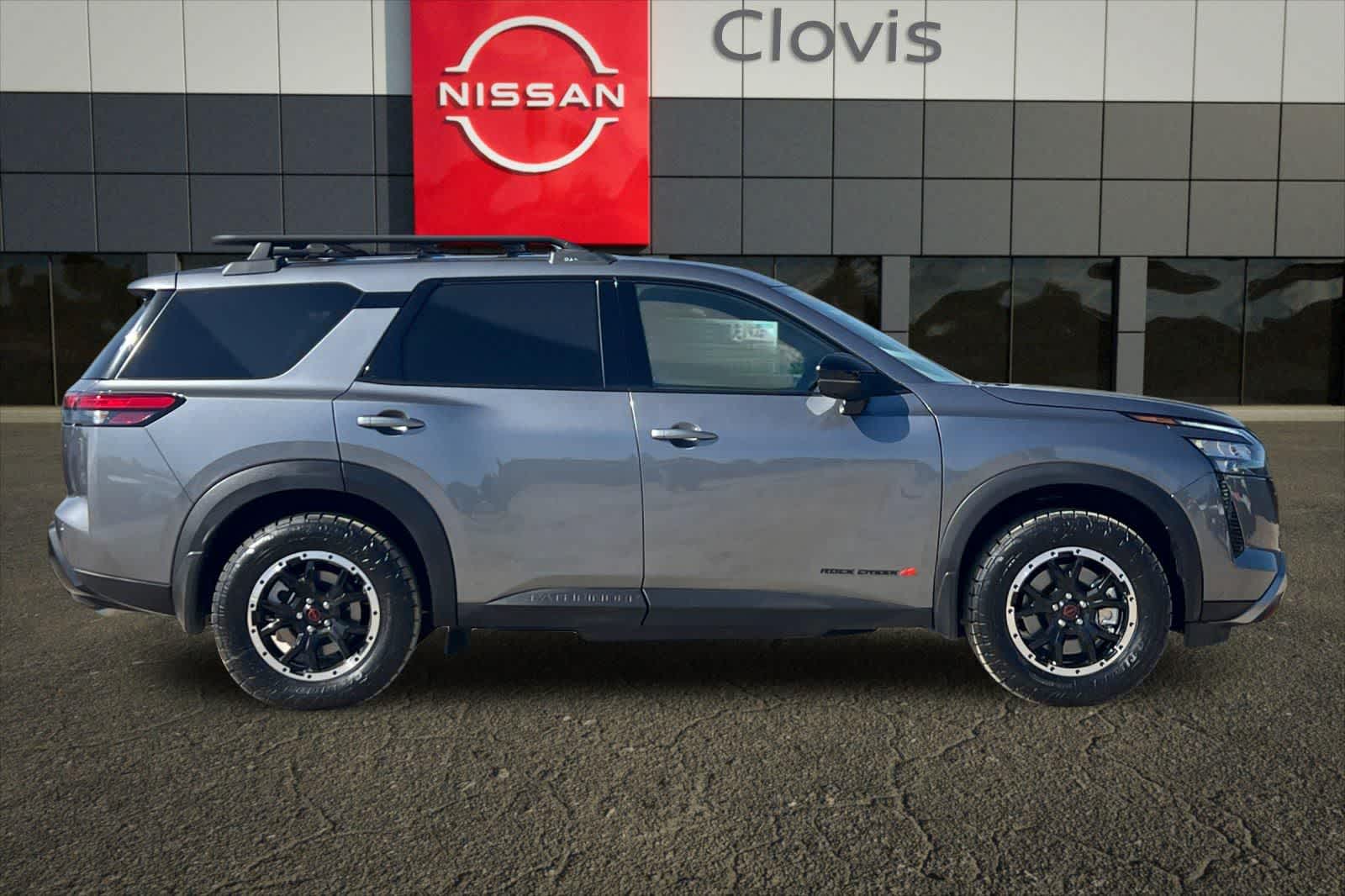 Thumbnail: 2026 Nissan Pathfinder - 9