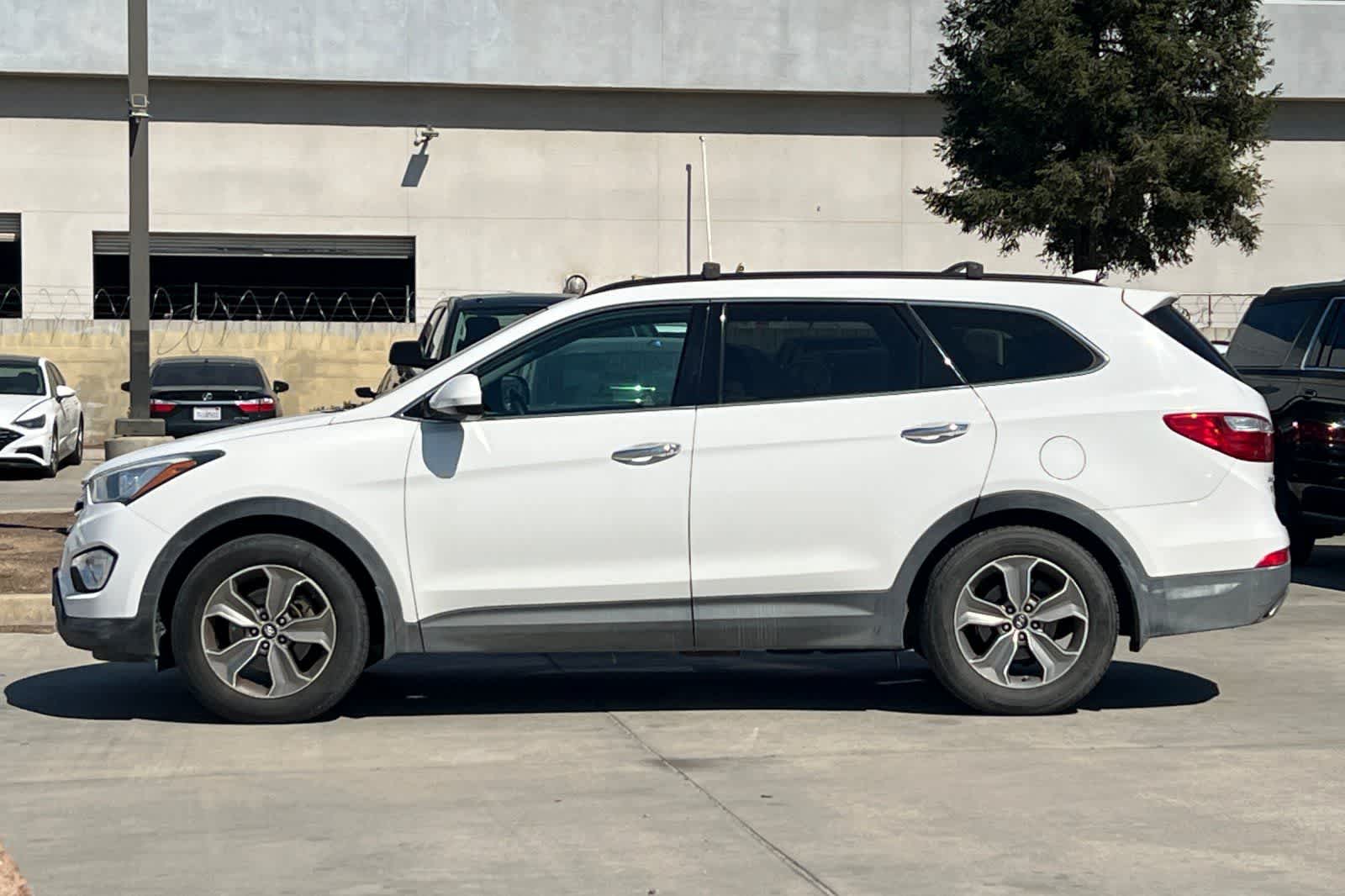 Thumbnail: 2014 Hyundai Santa Fe - 6