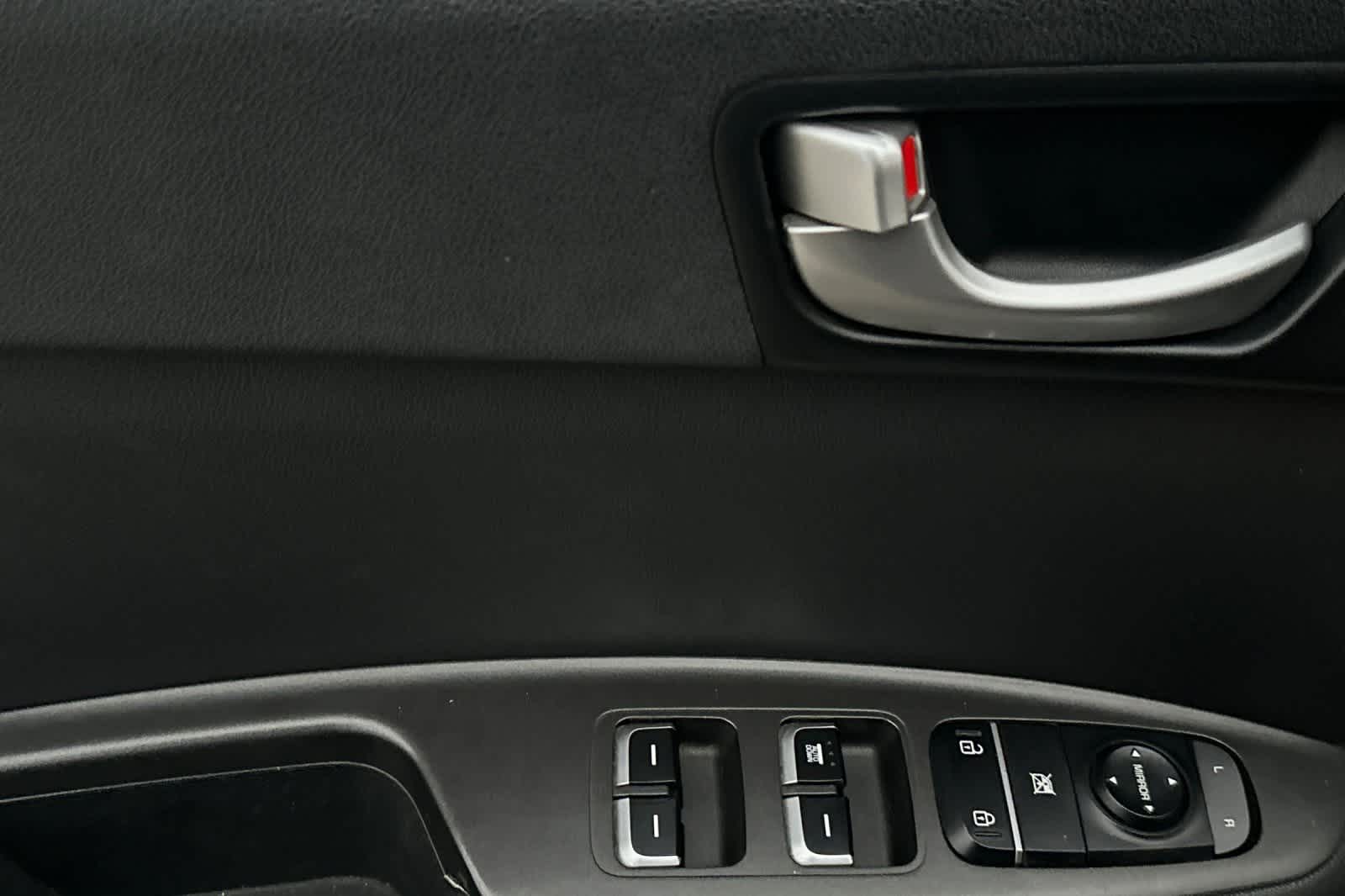 Thumbnail: 2018 Kia Optima - 13