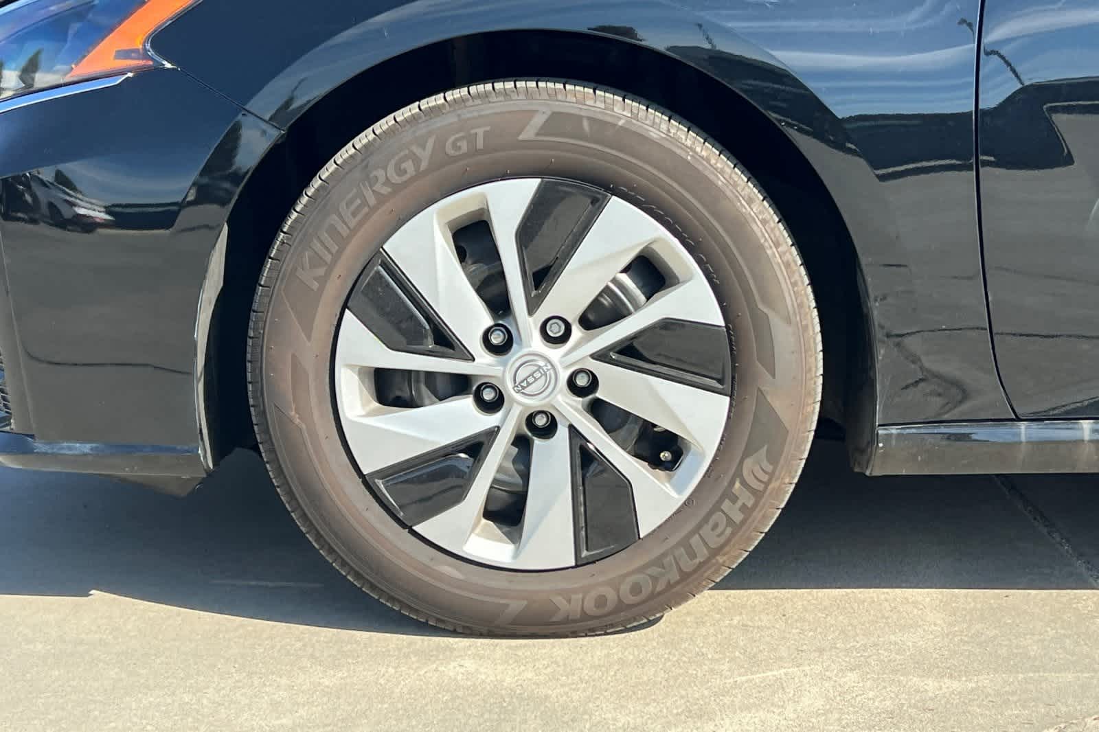 Thumbnail: 2025 Nissan Altima - 26