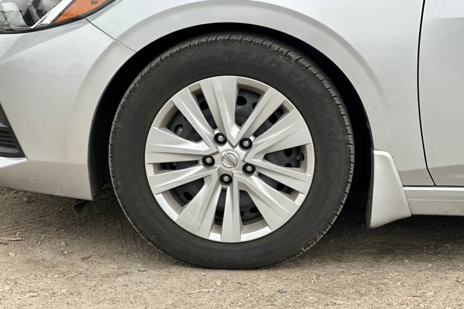 Thumbnail: 2021 Nissan Sentra - 27