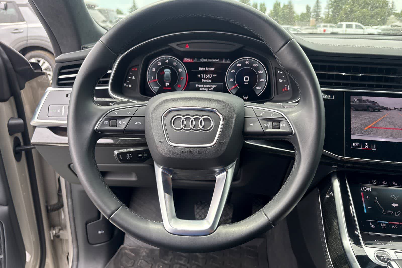Thumbnail: 2023 Audi Q8 - 24