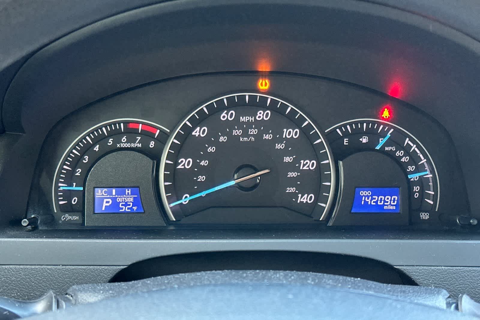 Thumbnail: 2012 Toyota Camry - 25