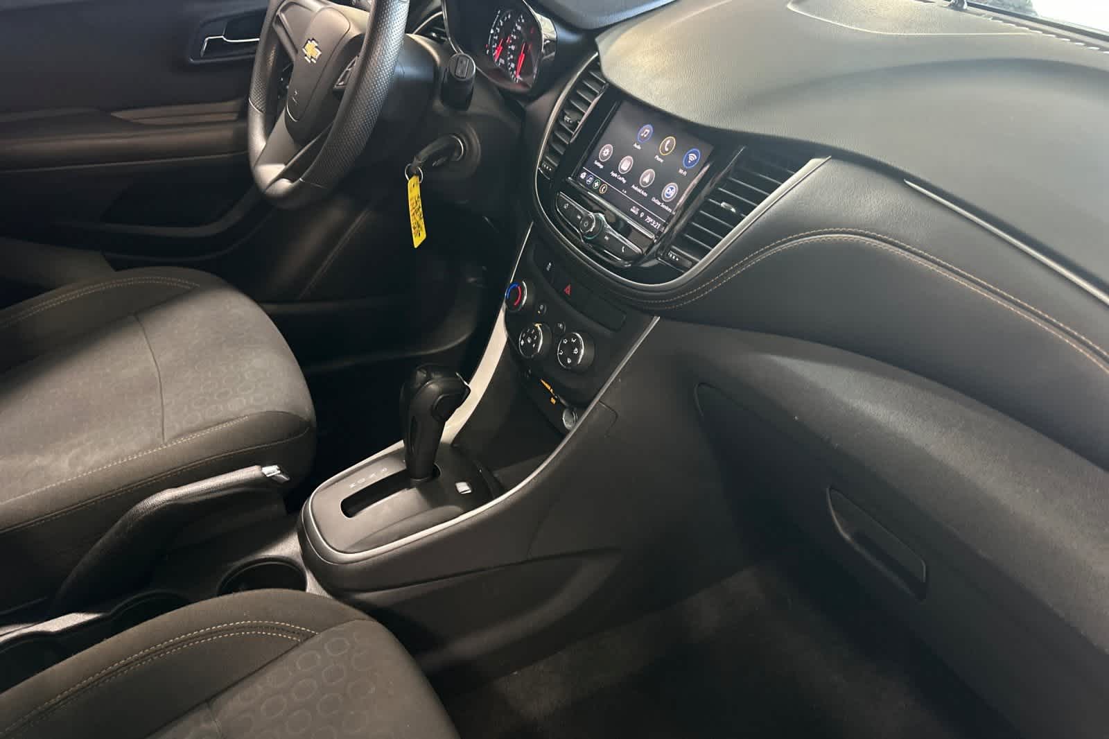 Thumbnail: 2020 Chevrolet Trax - 19