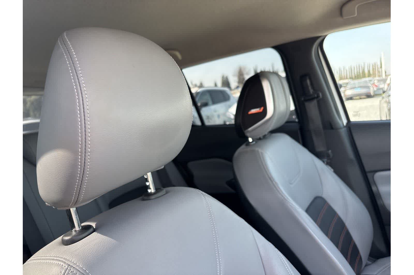 Thumbnail: 2023 Nissan Kicks - 15