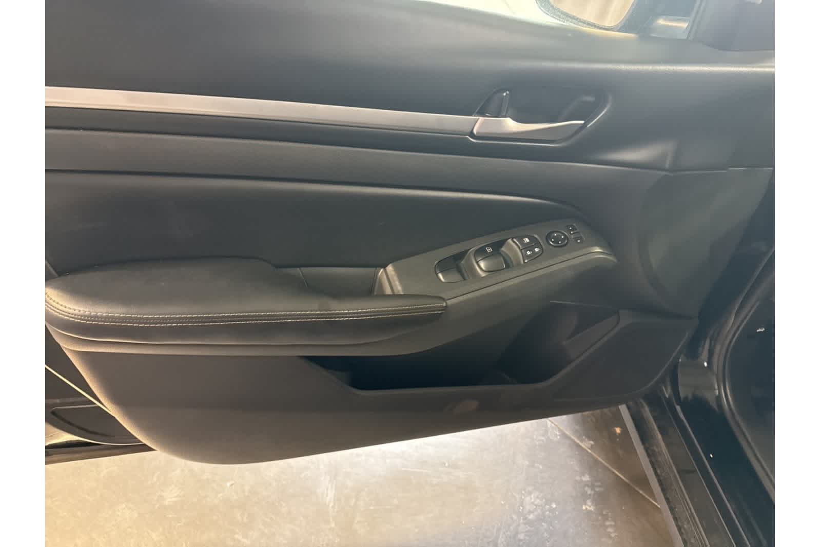 Thumbnail: 2022 Nissan Altima - 19