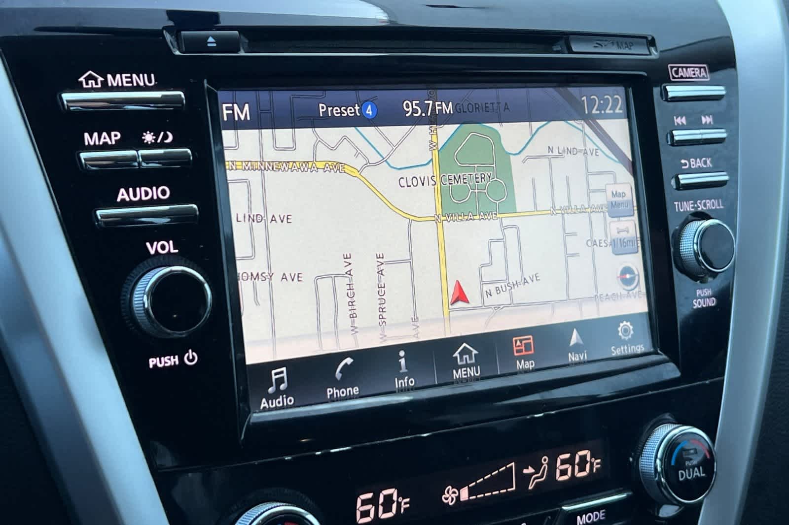 Thumbnail: 2015 Nissan Murano - 23