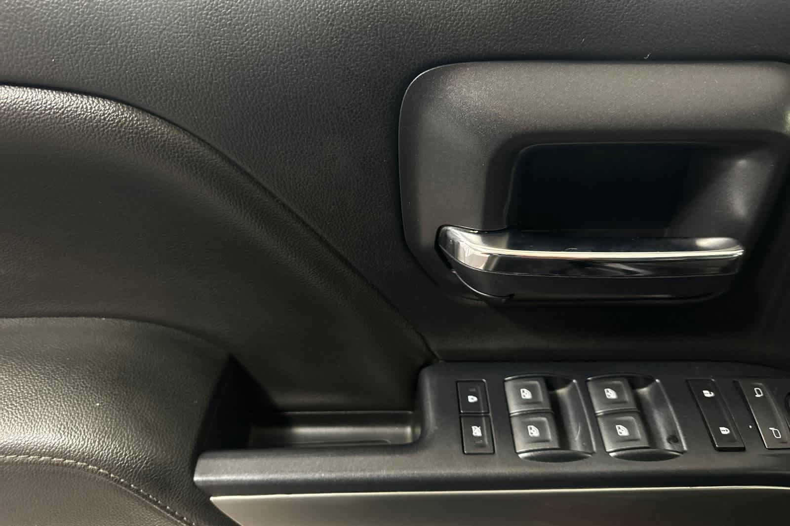 Thumbnail: 2018 Chevrolet Silverado 1500 - 15