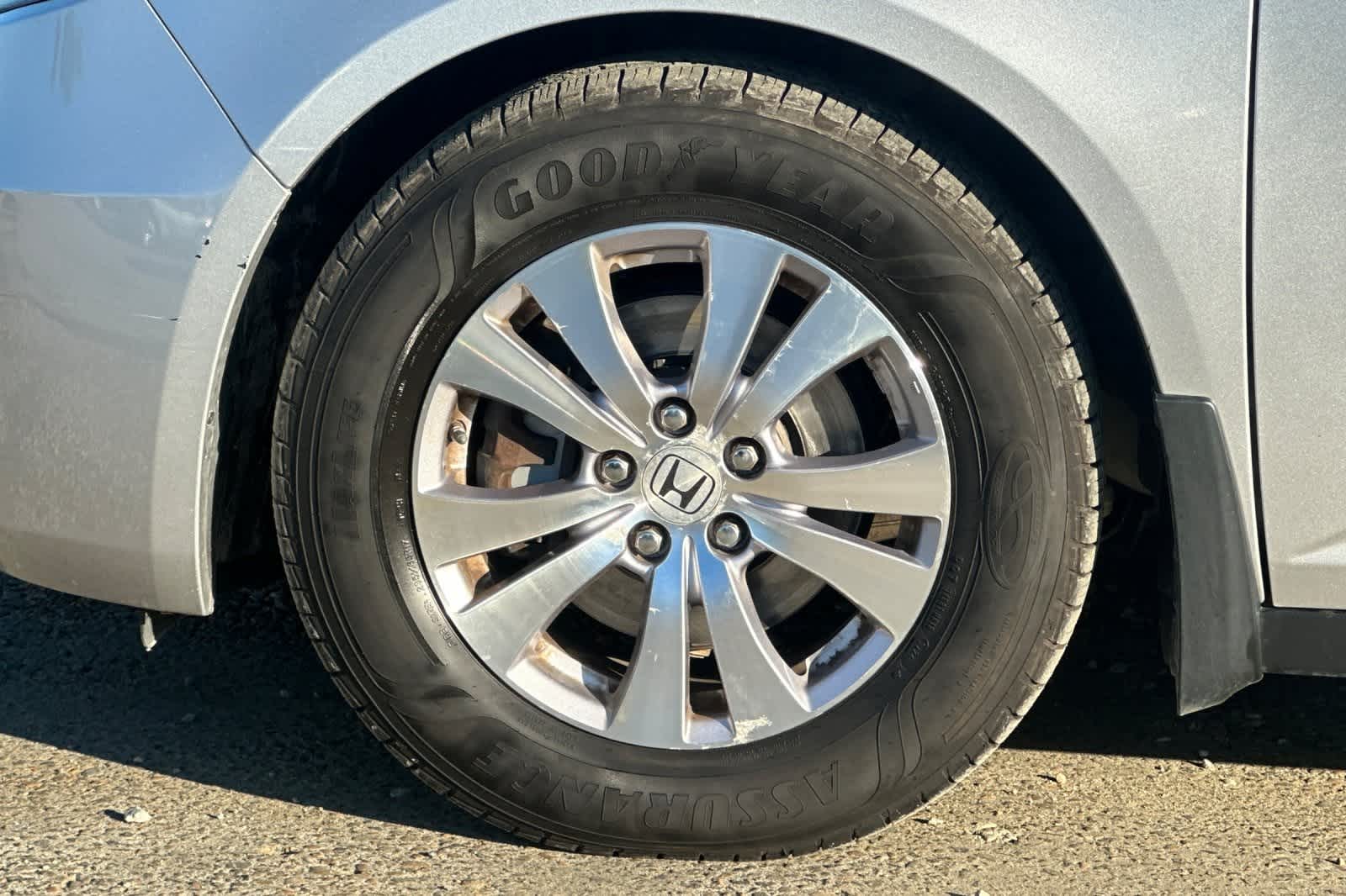 Thumbnail: 2015 Honda Odyssey - 36