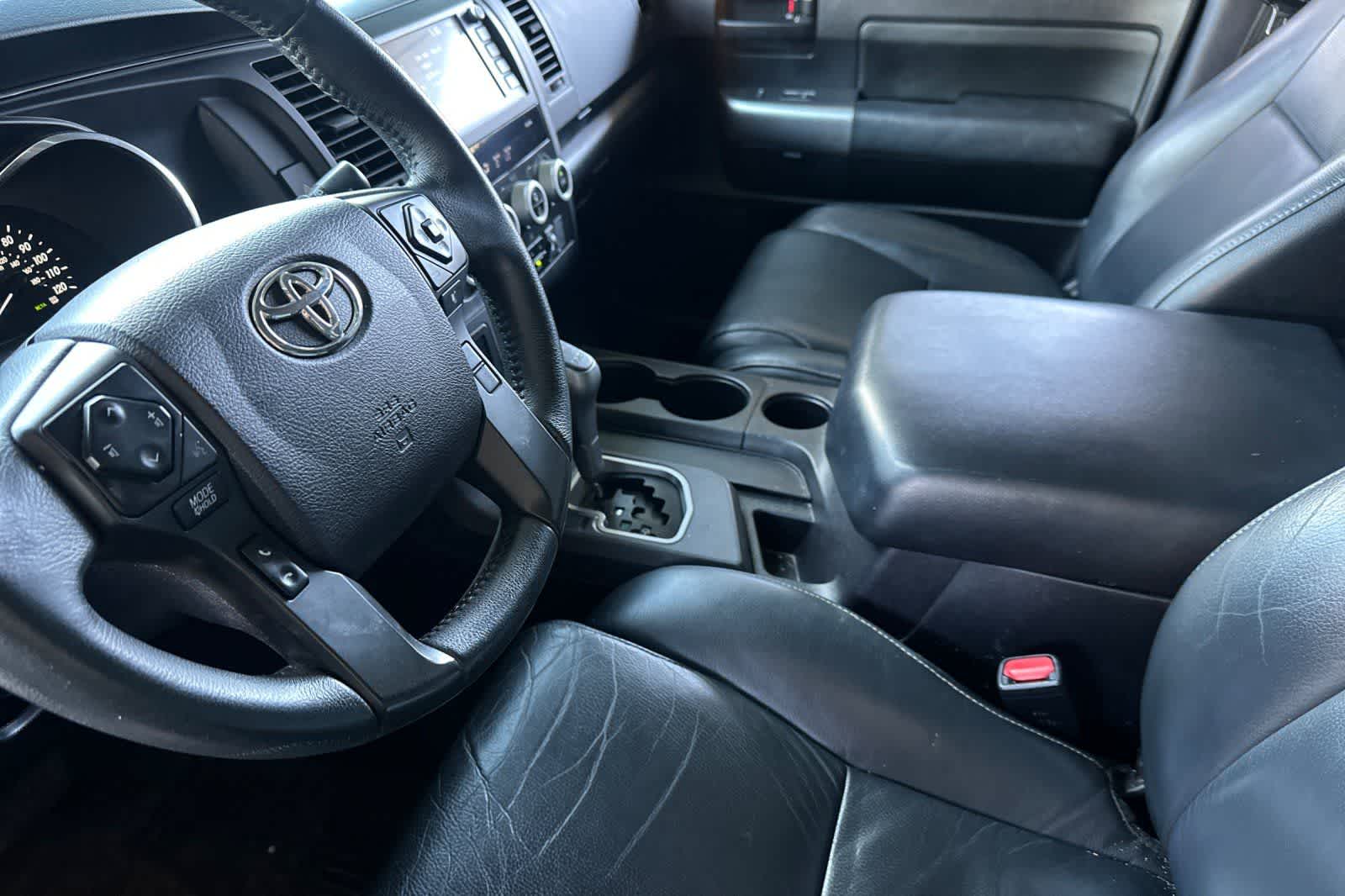 Thumbnail: 2021 Toyota Sequoia - 14