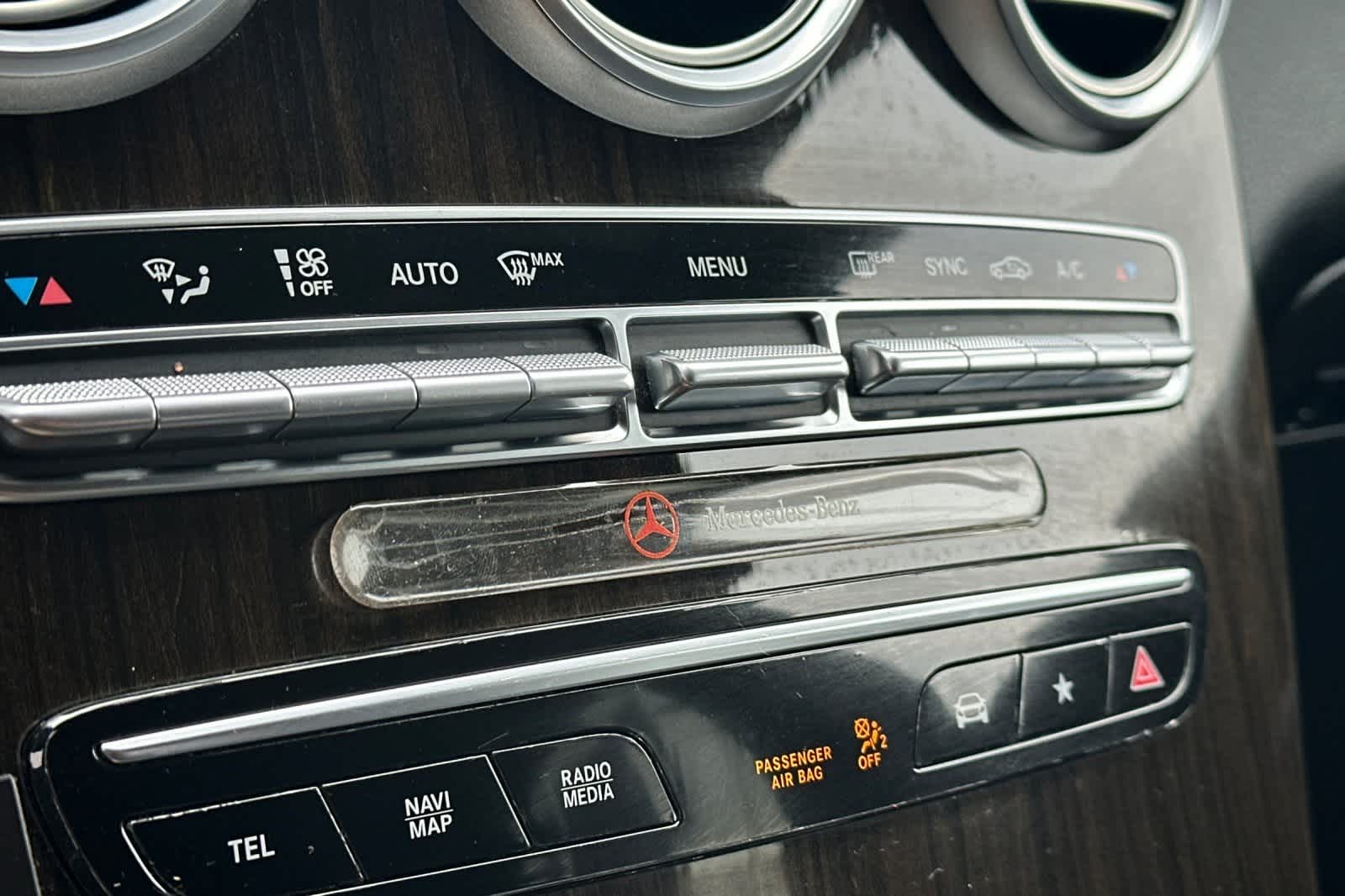 Thumbnail: 2020 Mercedes-Benz GLC - 24