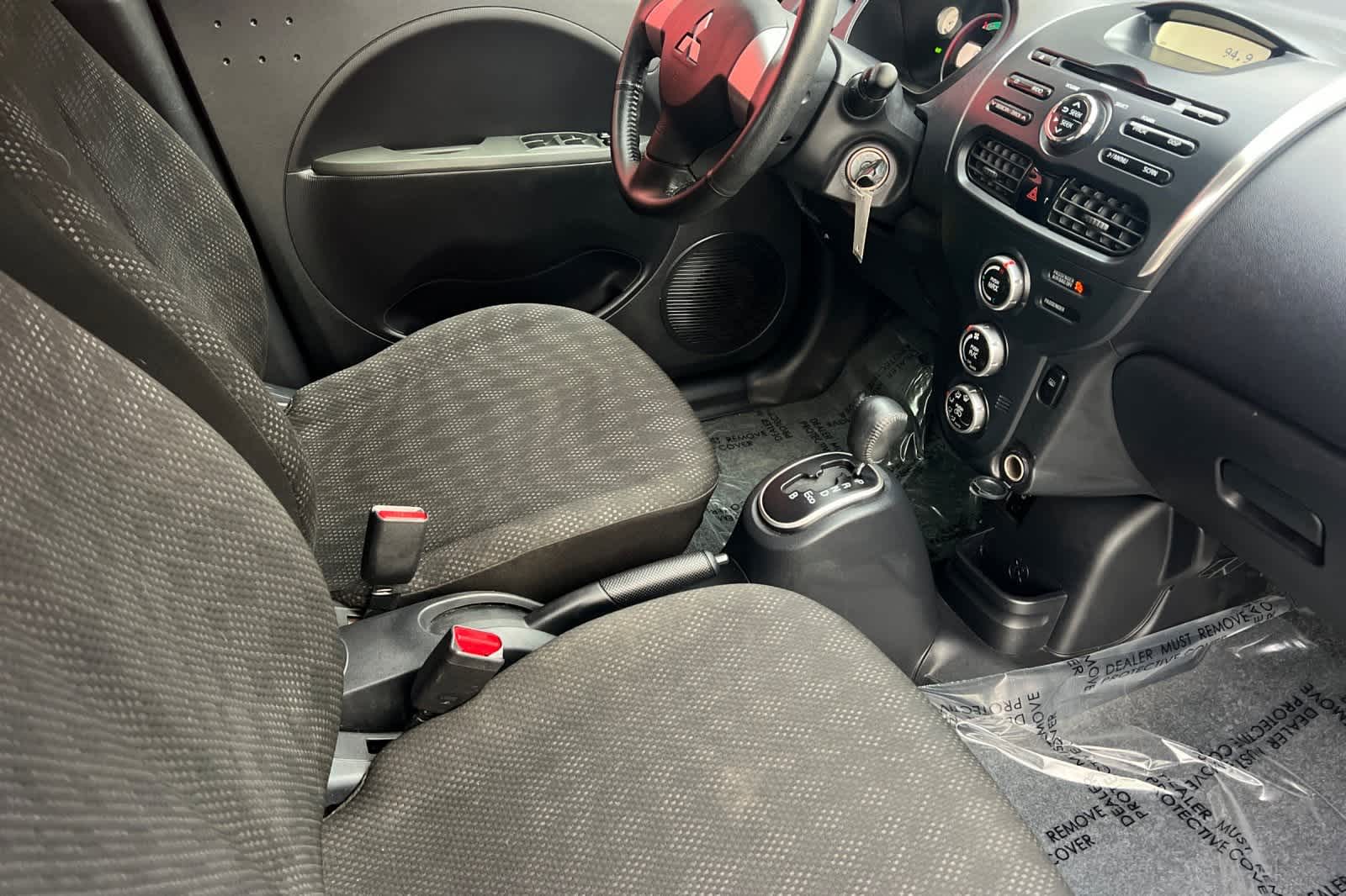 Thumbnail: 2016 Mitsubishi i-MiEV - 18