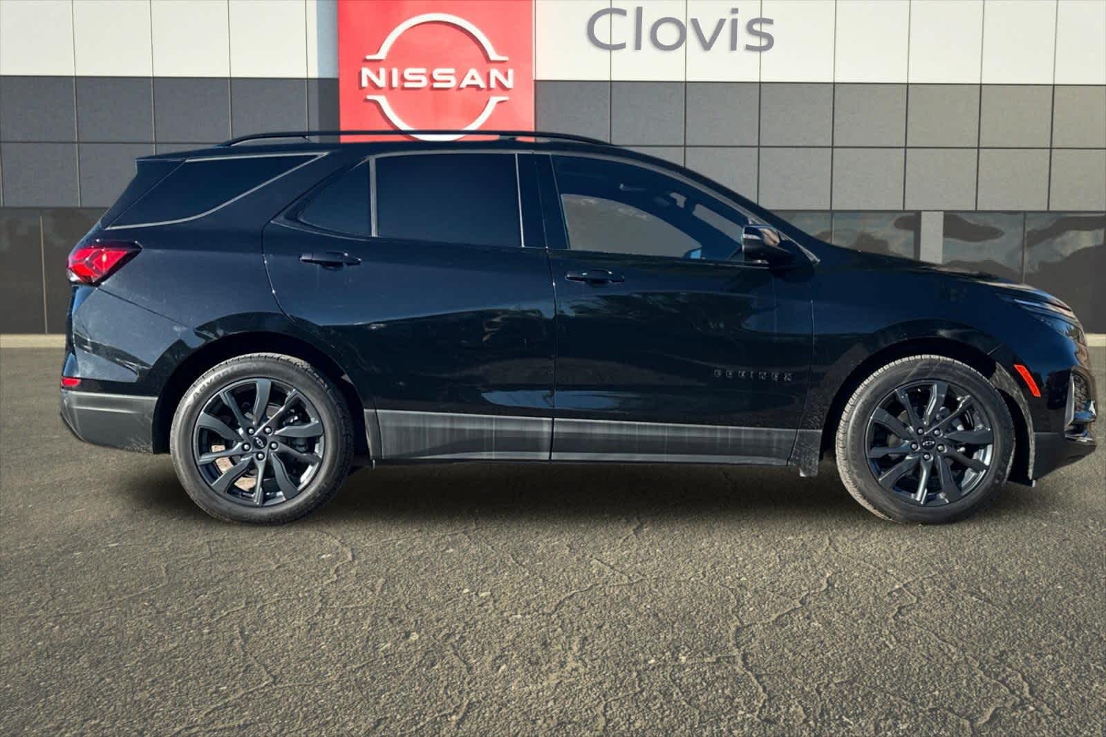 Thumbnail: 2022 Chevrolet Equinox - 22
