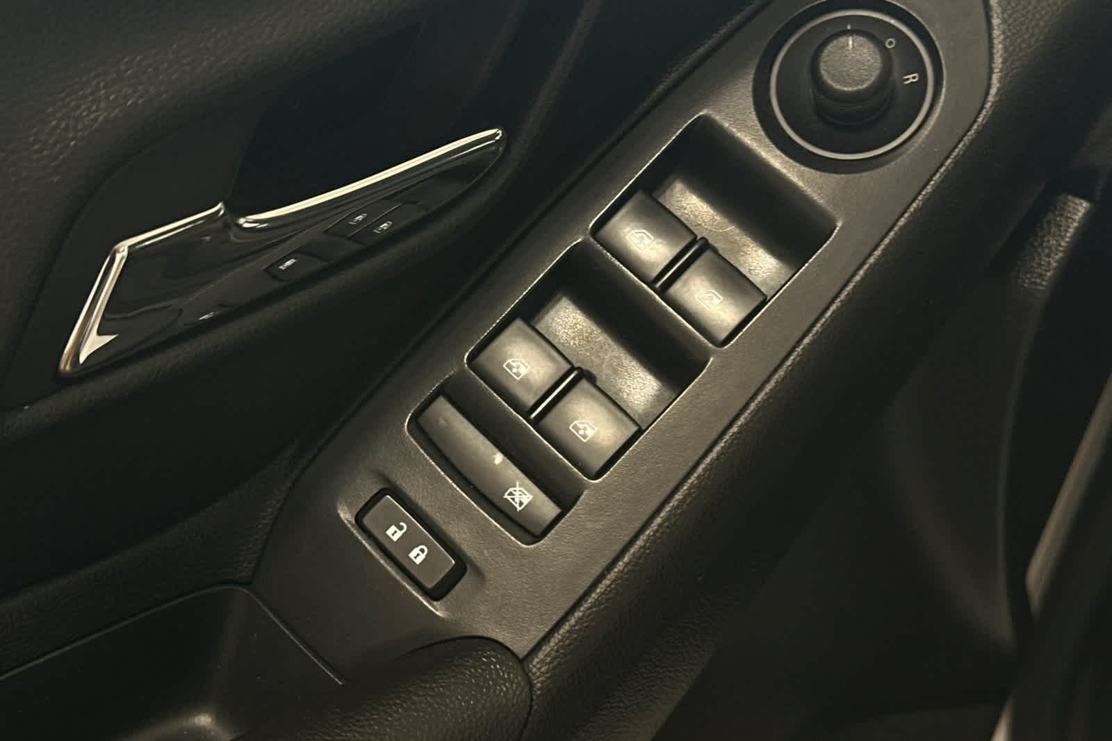 Thumbnail: 2020 Chevrolet Trax - 16