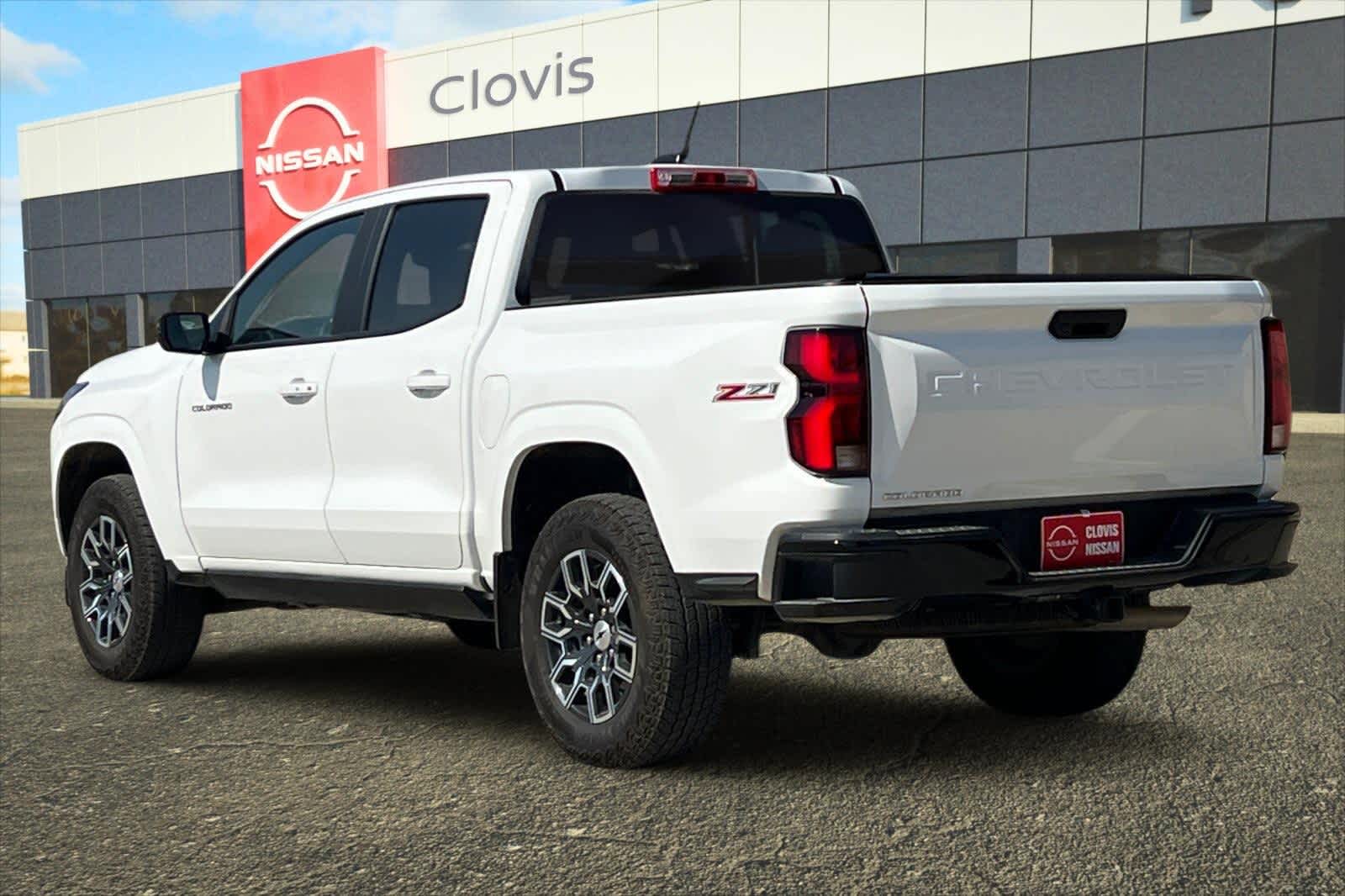 Thumbnail: 2024 Chevrolet Colorado - 7