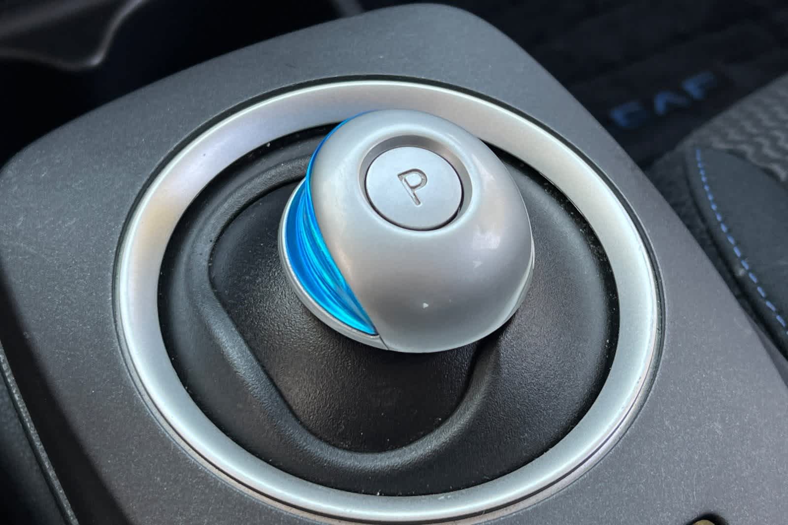 Thumbnail: 2015 Nissan Leaf - 24