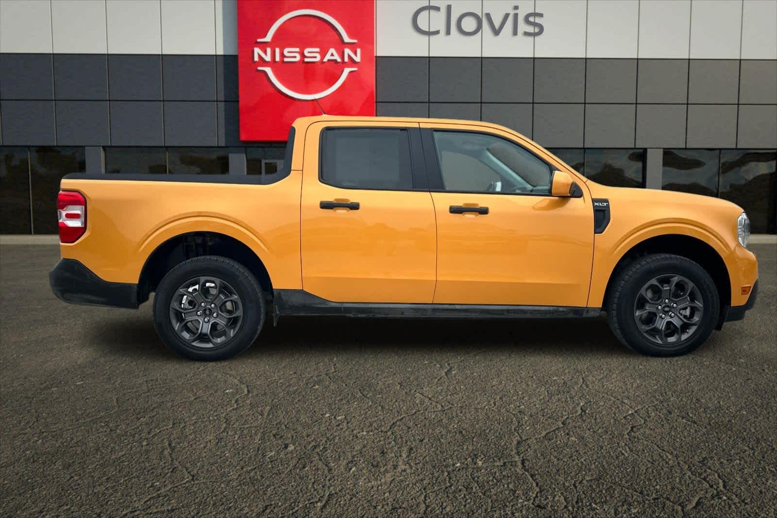 Thumbnail: 2022 Ford Maverick - 9