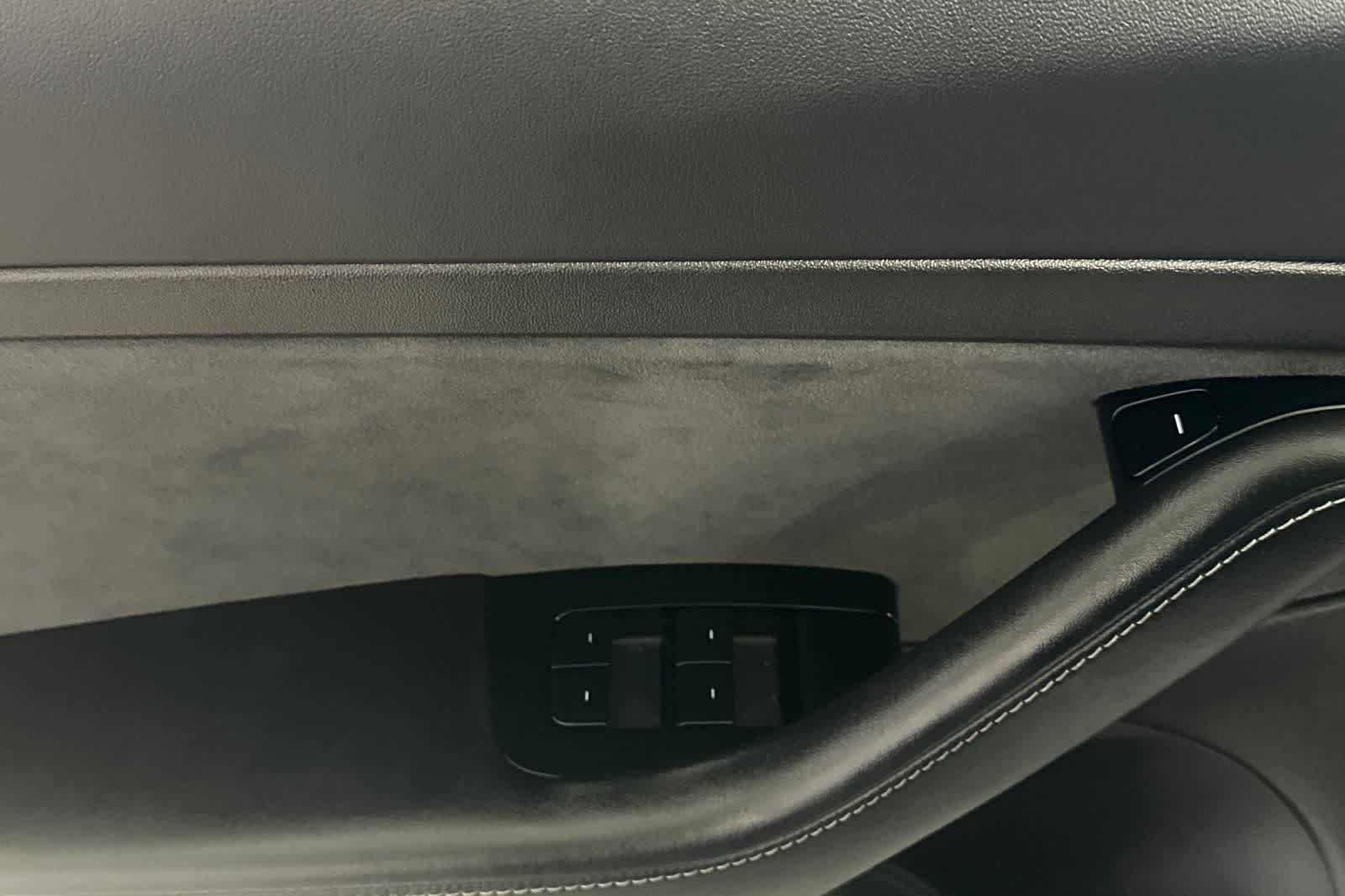 Thumbnail: 2020 Tesla Model 3 - 13