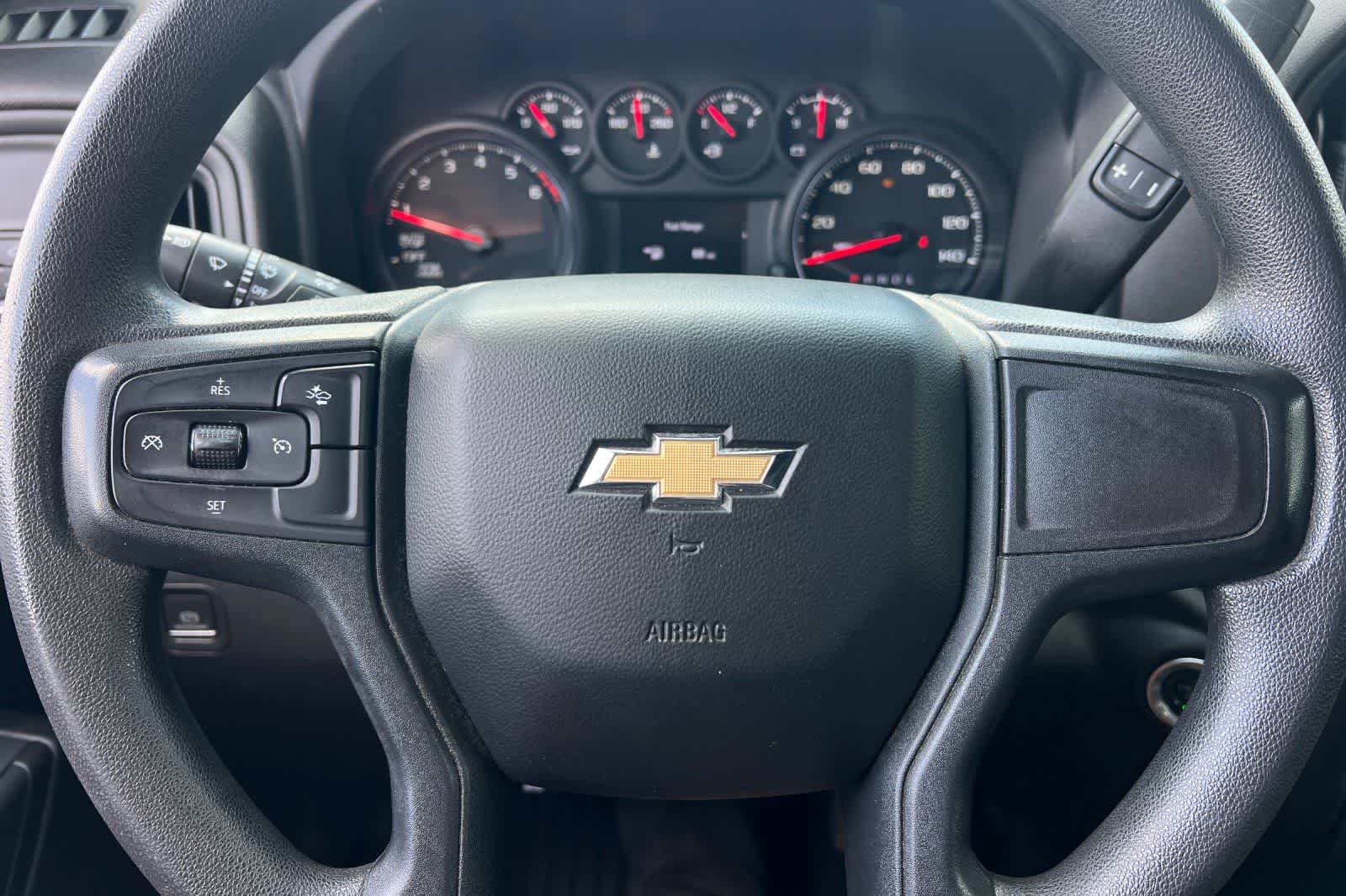 Thumbnail: 2022 Chevrolet Silverado 1500 - 24