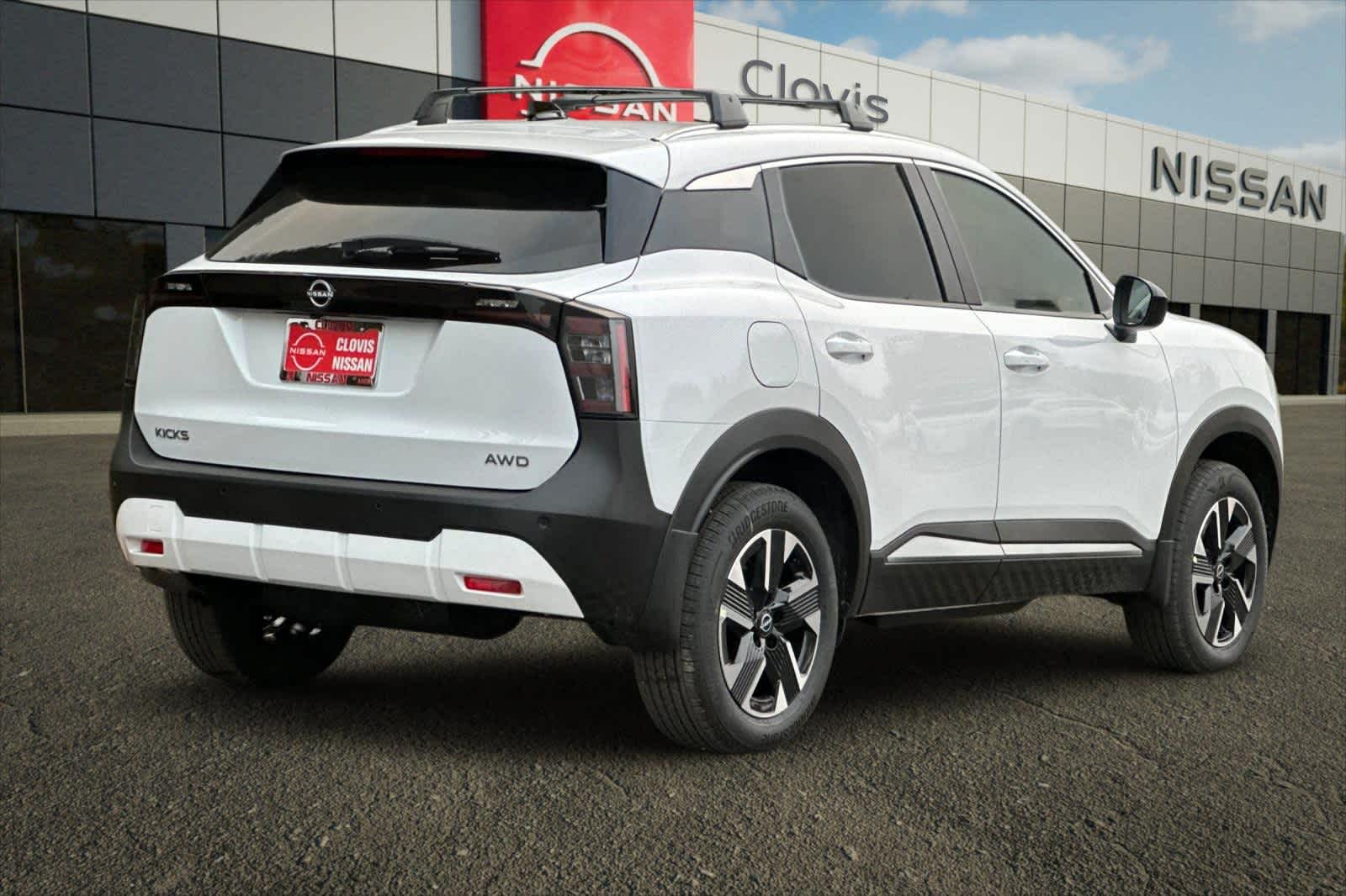 Thumbnail: 2026 Nissan Kicks - 3