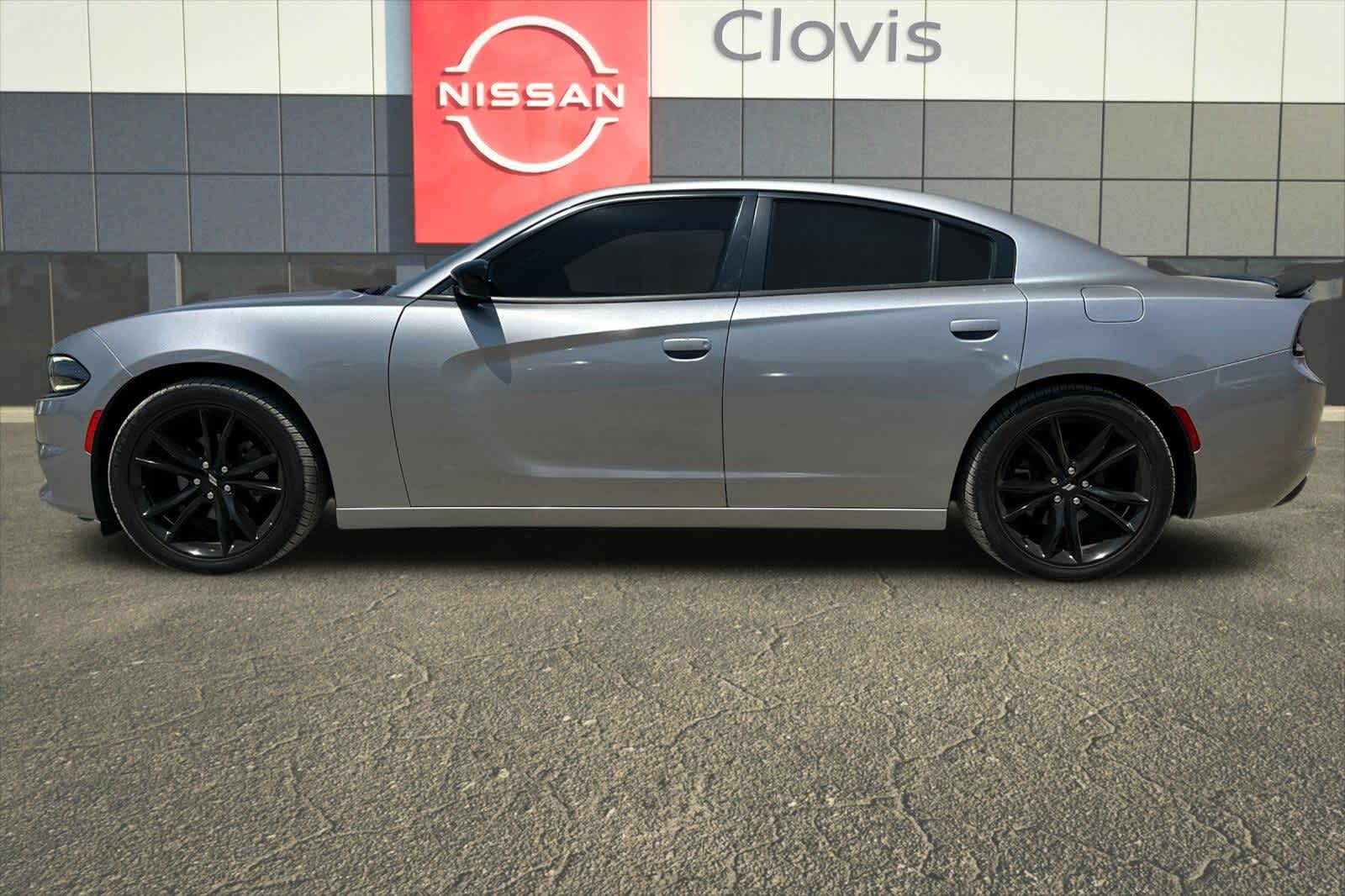 Thumbnail: 2018 Dodge Charger - 6