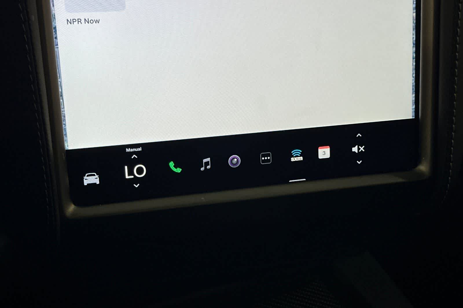 Thumbnail: 2020 Tesla Model X - 24