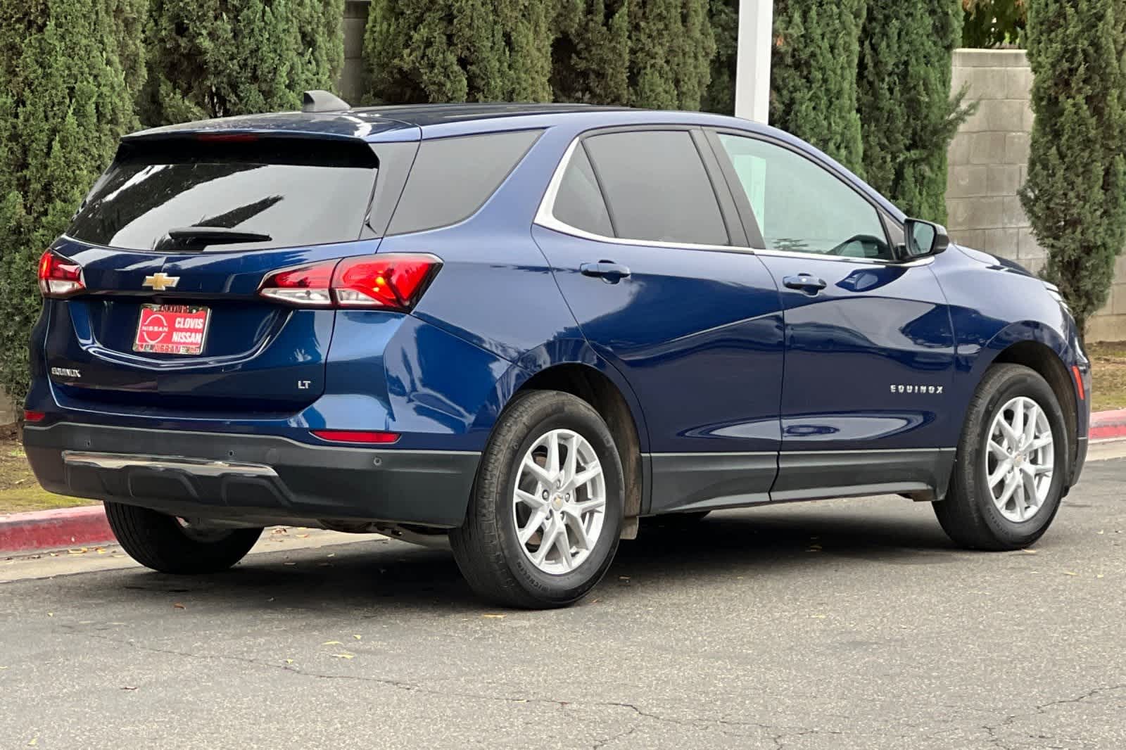 Thumbnail: 2023 Chevrolet Equinox - 3