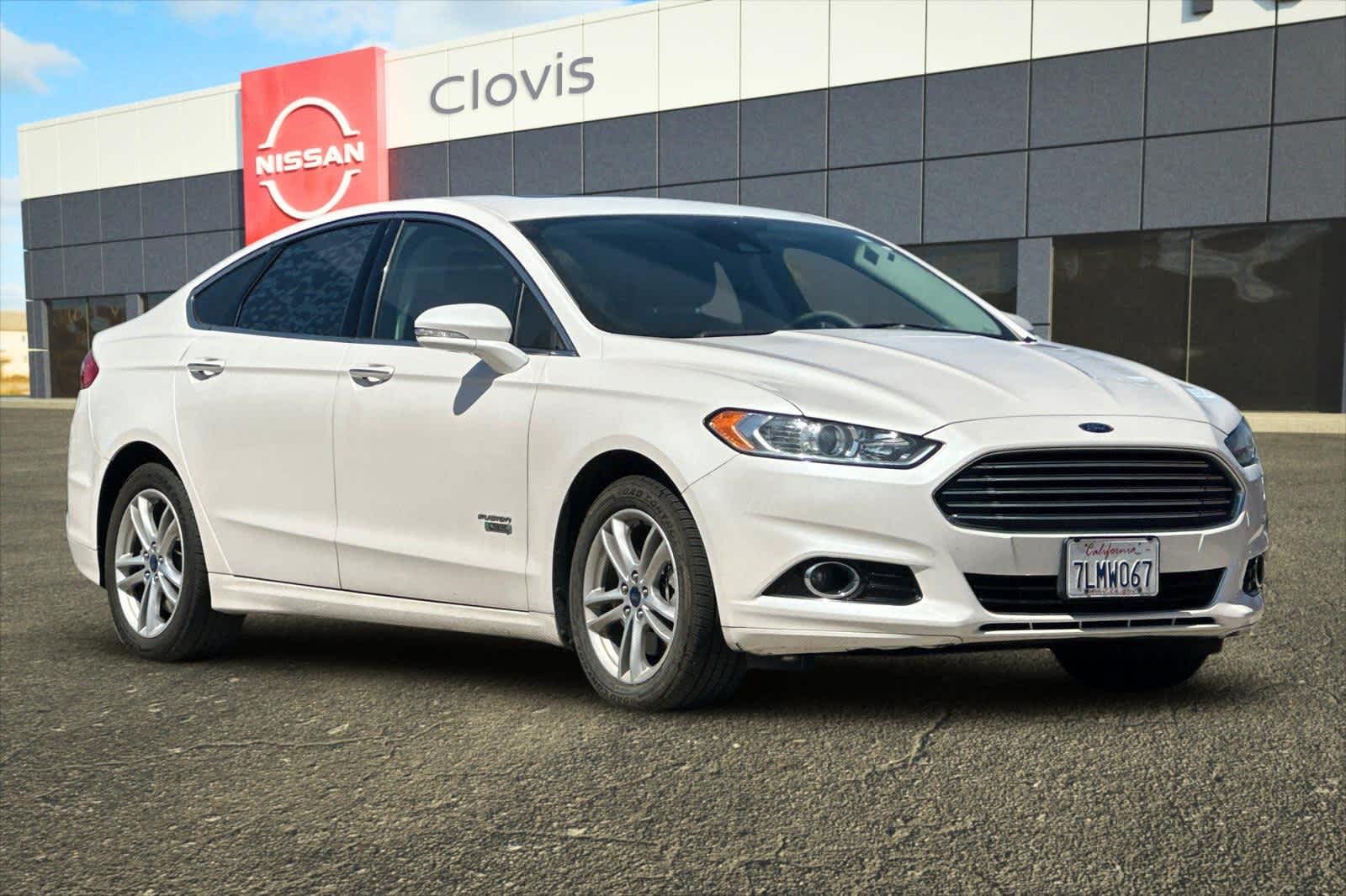 Thumbnail: 2015 Ford Fusion - 10