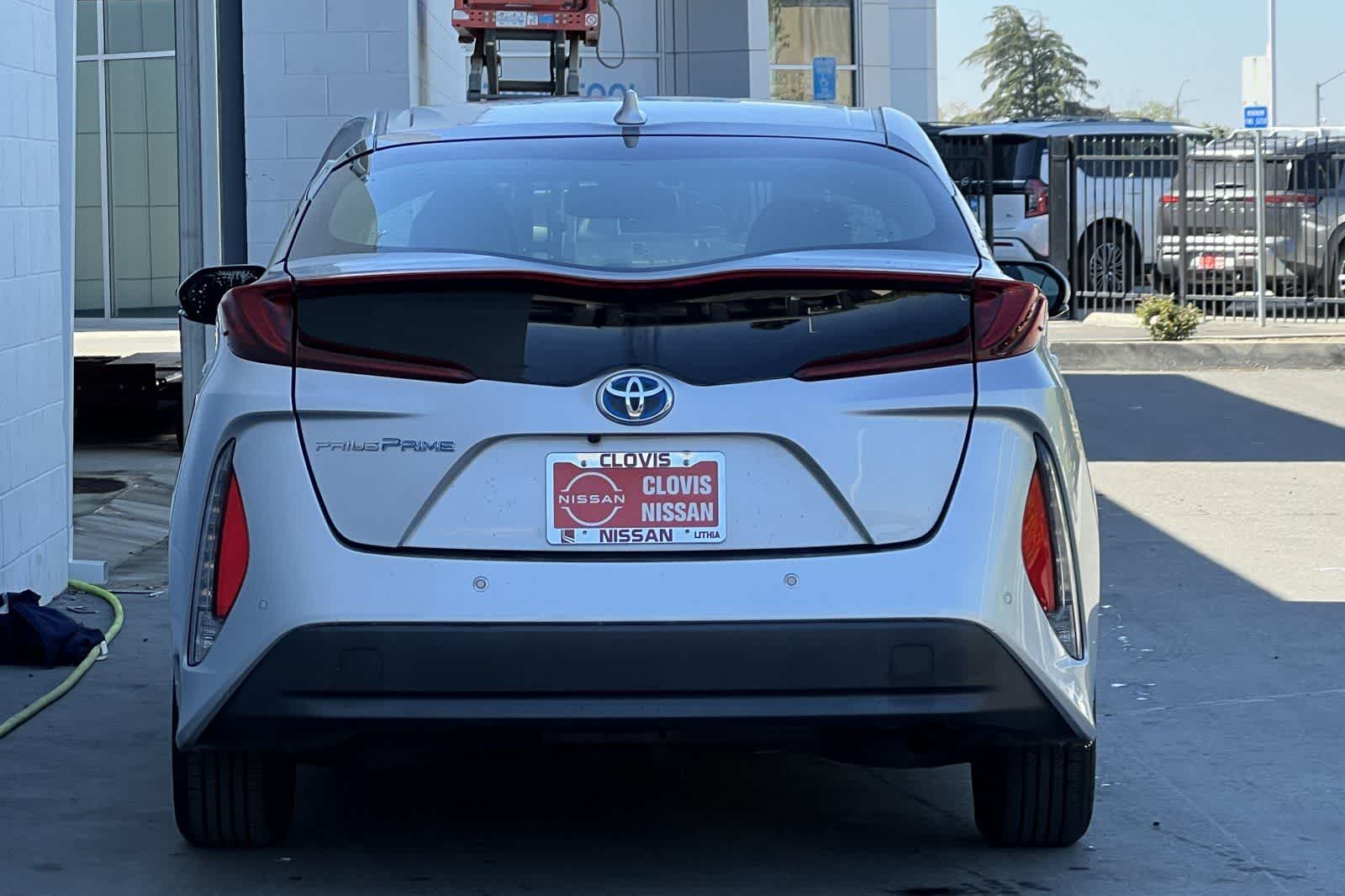 Thumbnail: 2019 Toyota Prius Prime - 8