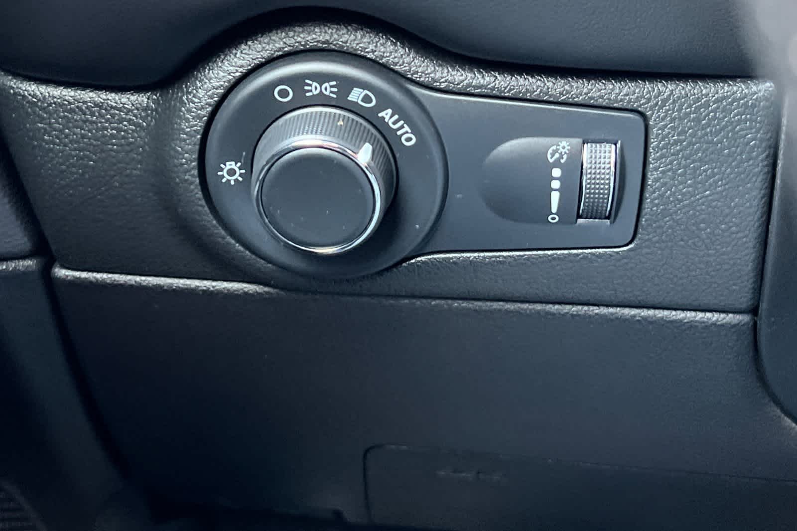 Thumbnail: 2024 Dodge Durango - 35