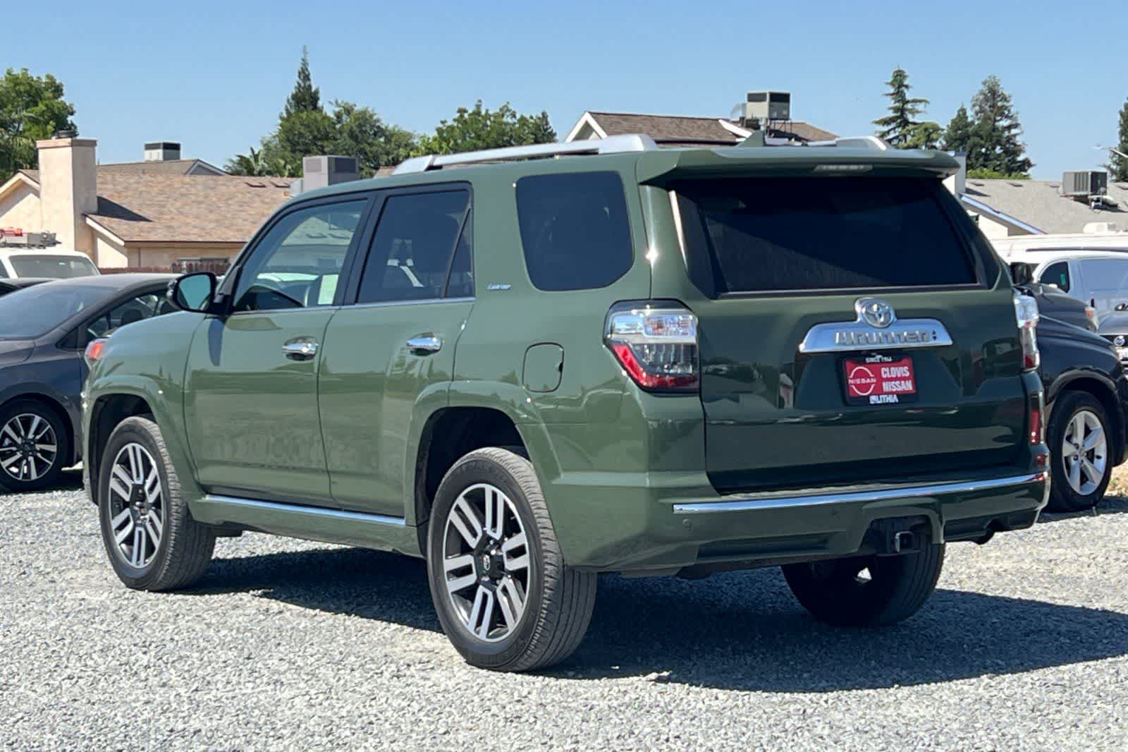 Thumbnail: 2022 Toyota 4Runner - 7