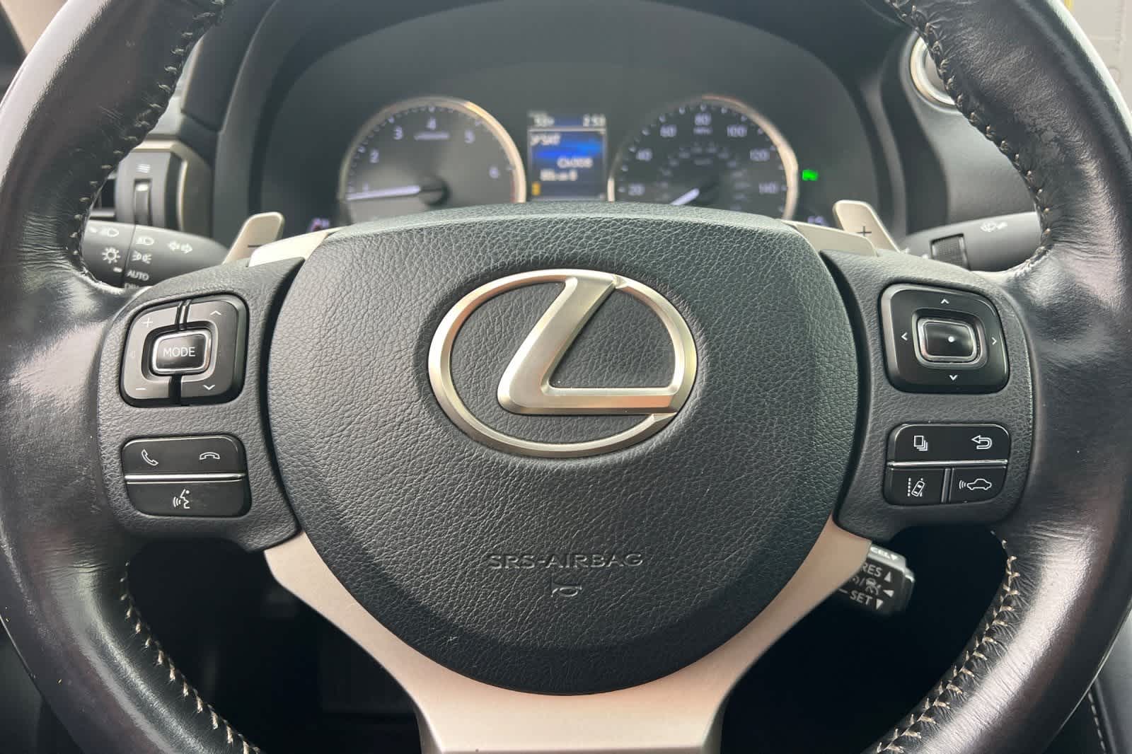 Thumbnail: 2017 Lexus IS - 26