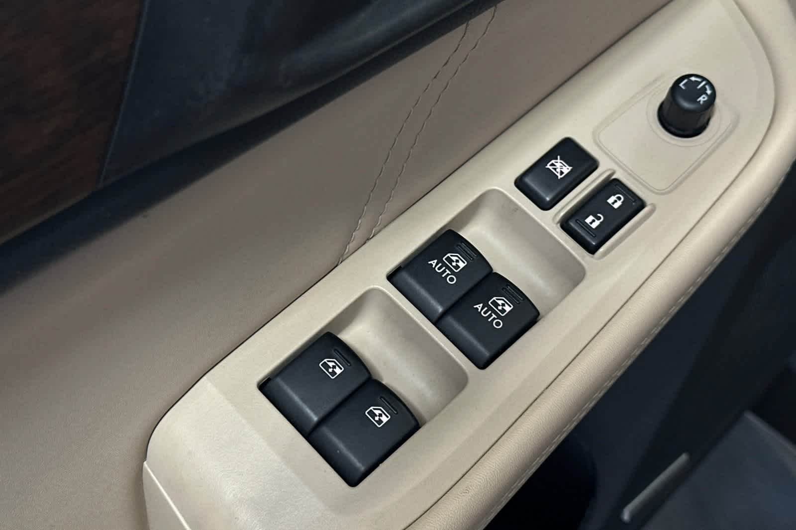 Thumbnail: 2018 Subaru Outback - 16