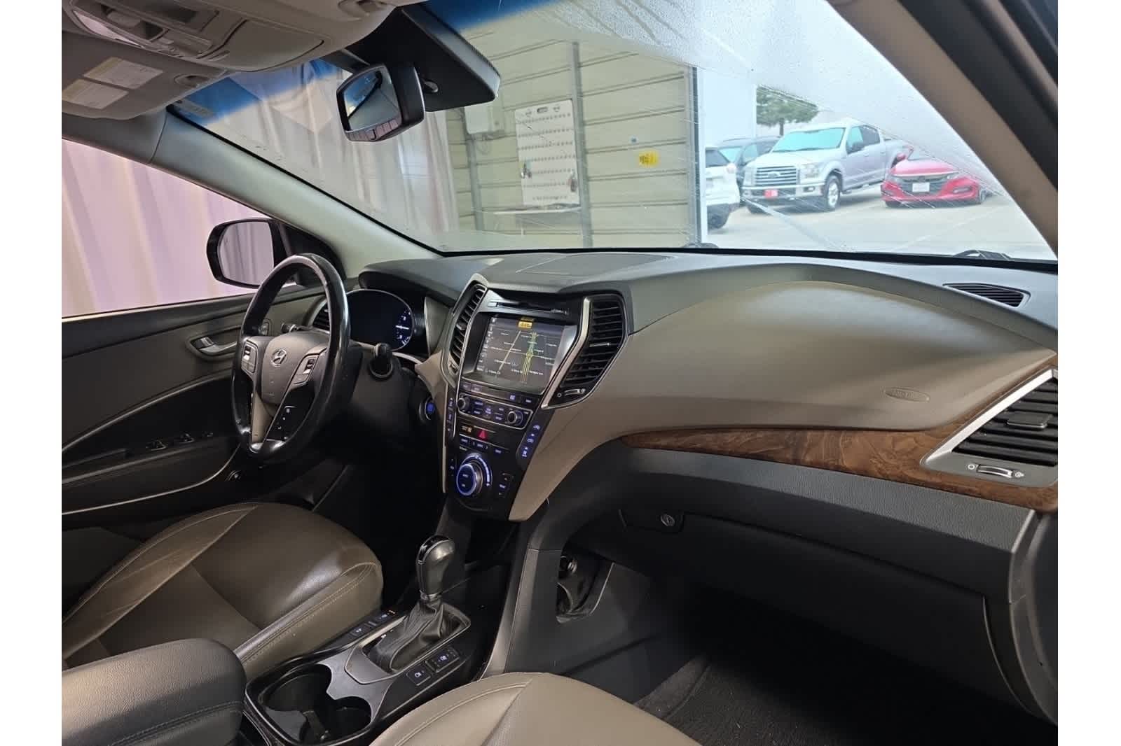 Thumbnail: 2018 Hyundai Santa Fe - 8