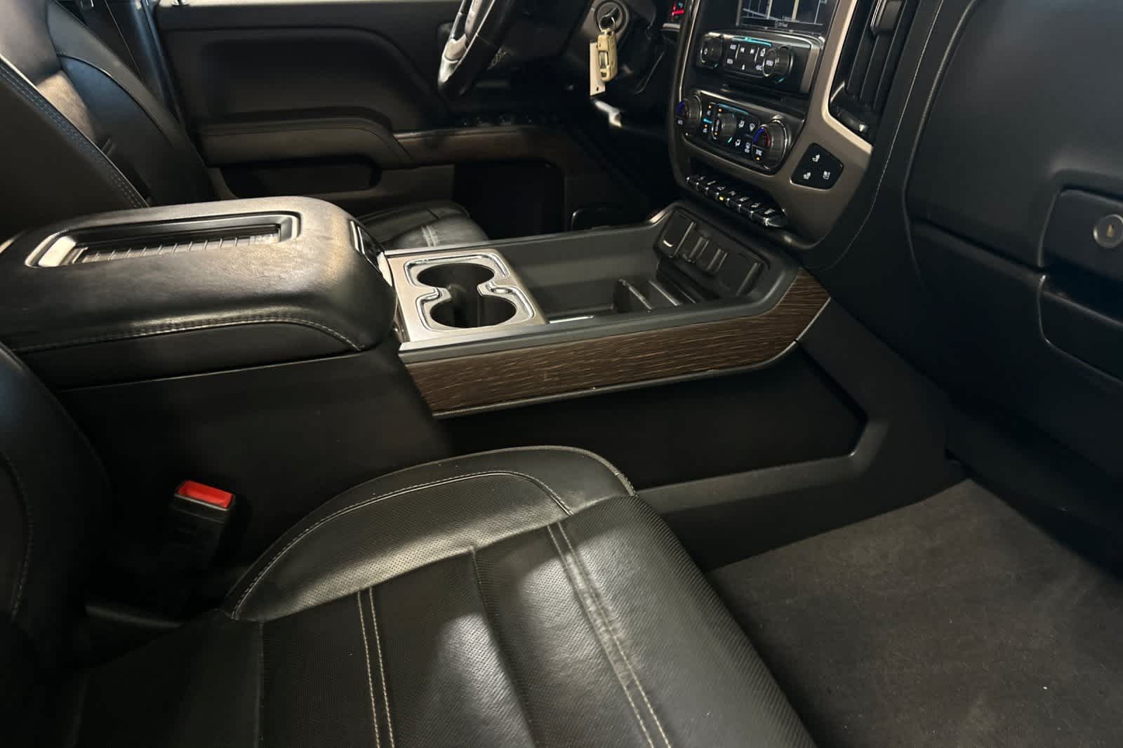 Thumbnail: 2019 GMC Sierra 3500 - 19
