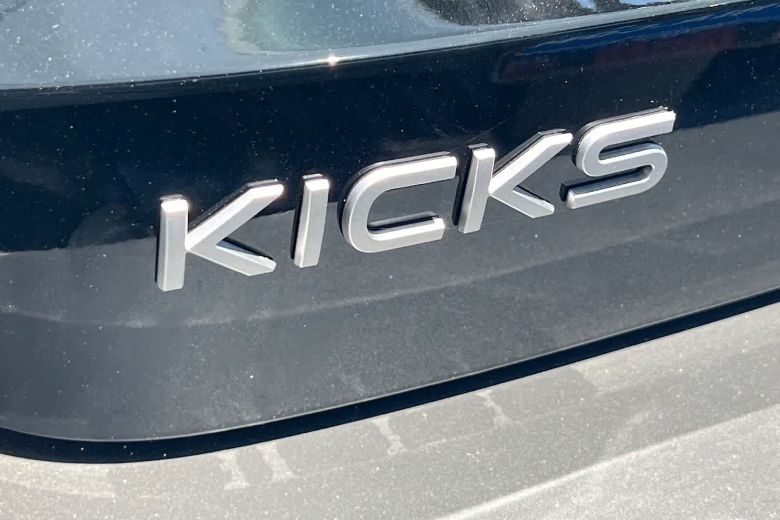 Thumbnail: 2026 Nissan Kicks - 16