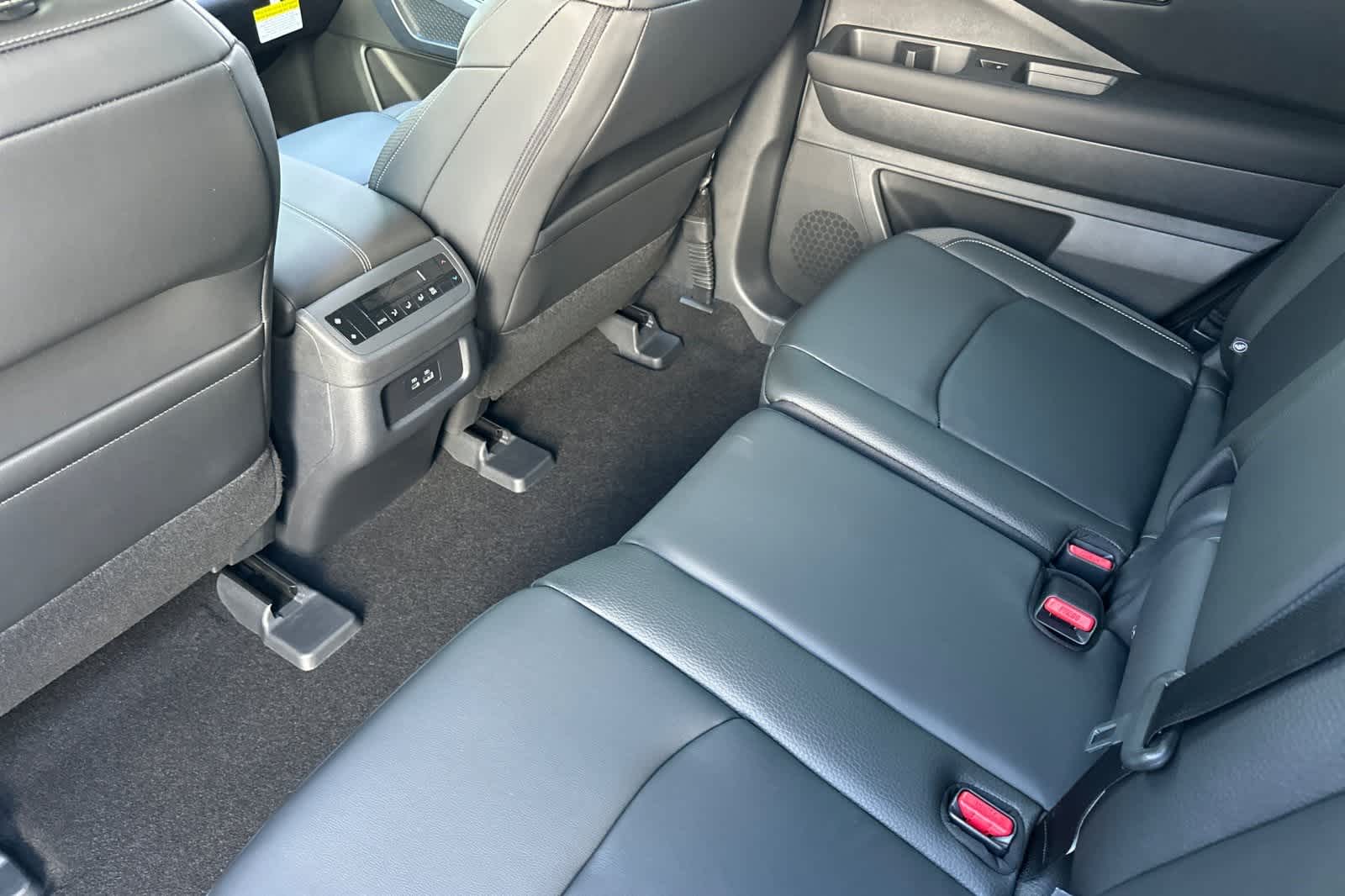 Thumbnail: 2025 Nissan Pathfinder - 29