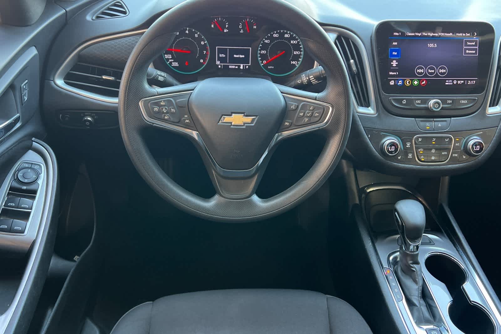 Thumbnail: 2023 Chevrolet Malibu - 17